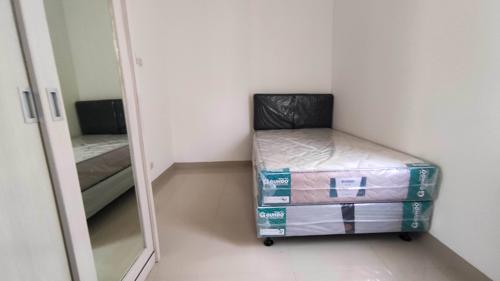 Rumah D'Oakwood Cluster Lippo Cikarang Di Tengah Pusat