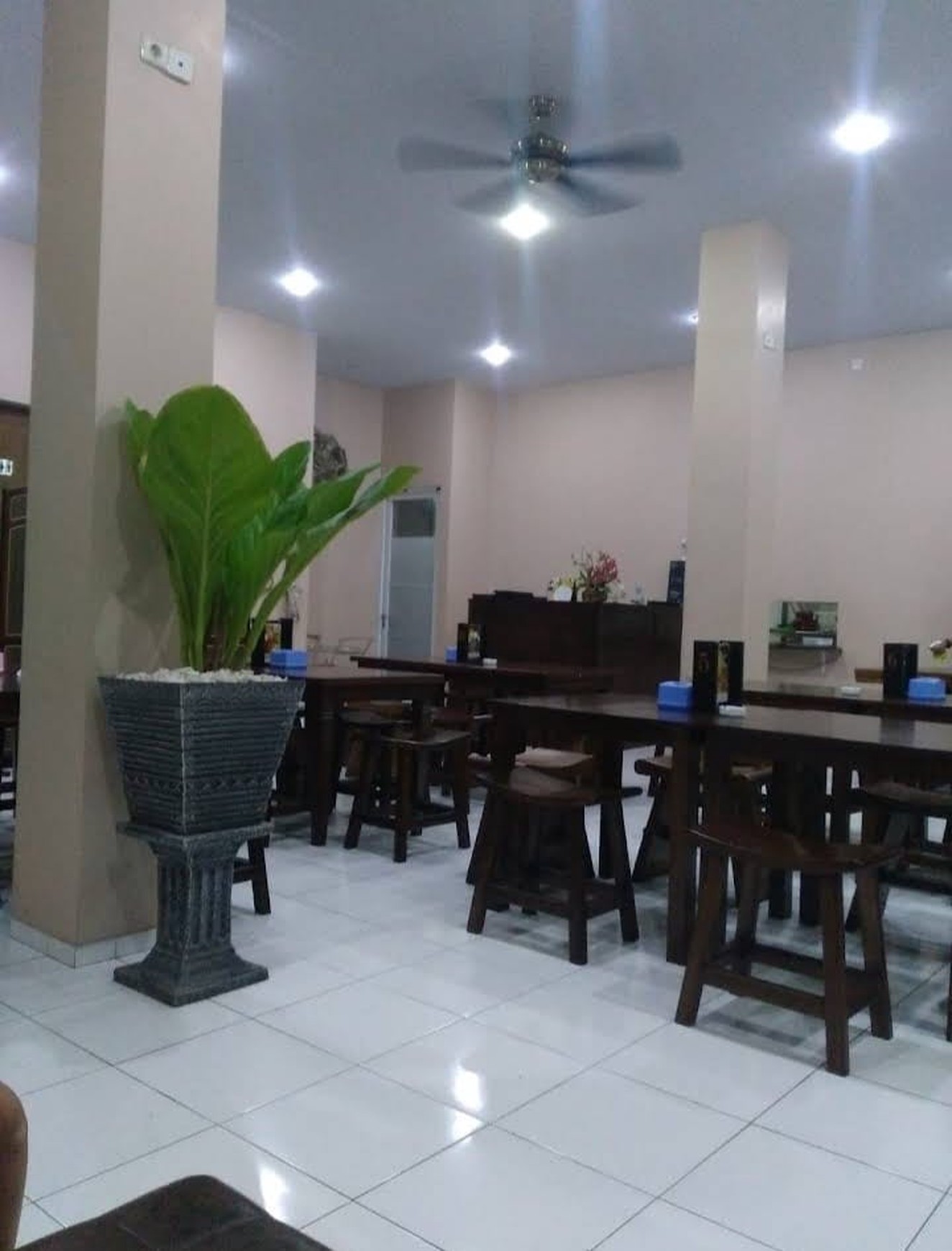 Disewakan Segera Bangunan & Tanah di Ring 1 Bekasi, Area Komersial