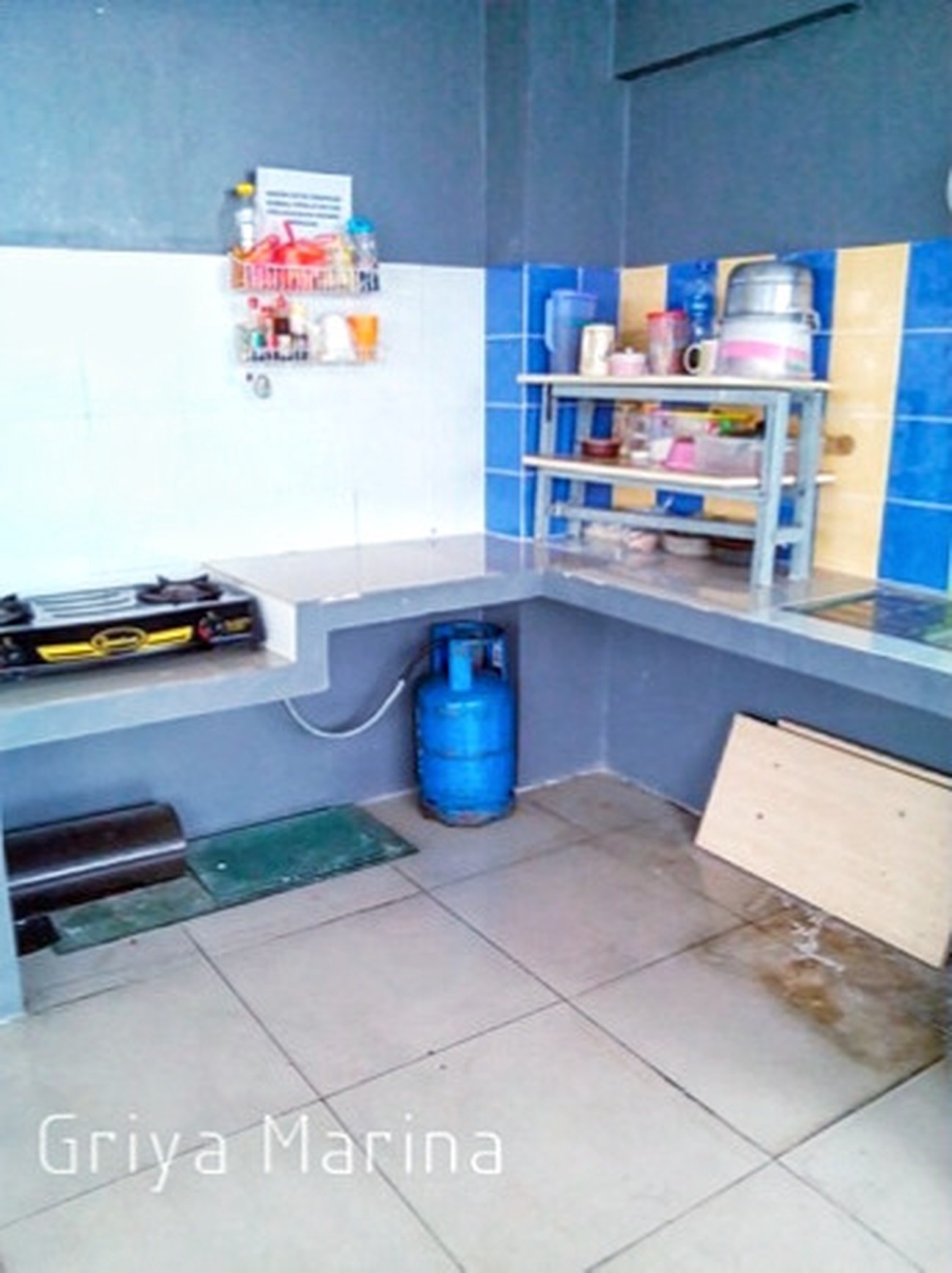 Kos Kosan 64 Pintu di Pinggir Jalan Lokasi Strategis @Tomang, Jakarta Barat