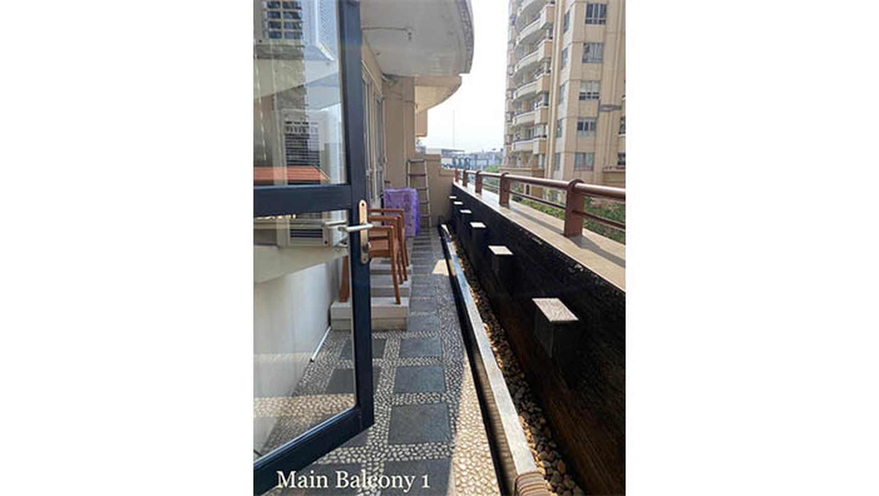 Jual Cepat Paladian Park view pool, Kelapa Gading Luas 157m2