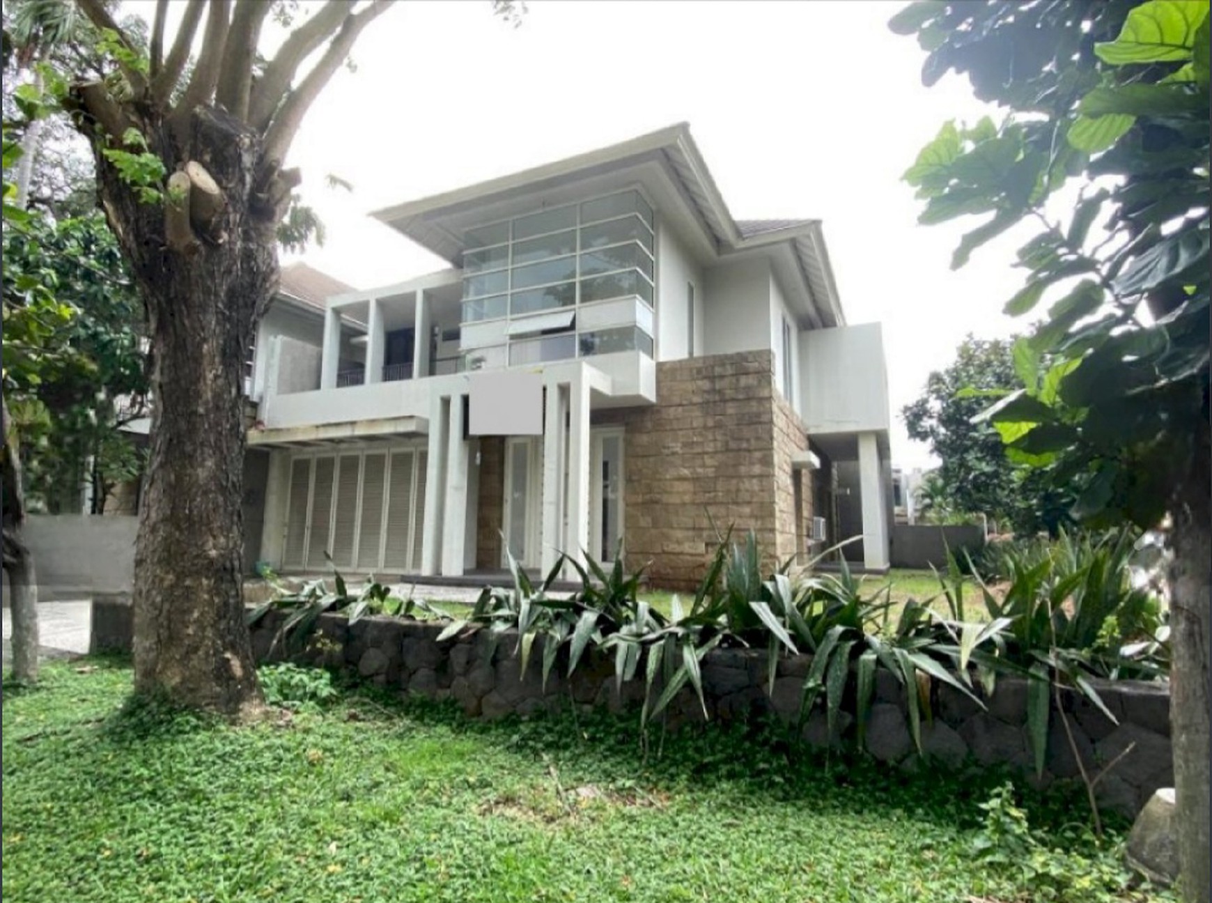 Dijual Rumah Diamond Hill Cotraland Surabaya Barat - Hook - Row Jalan Lebar 
