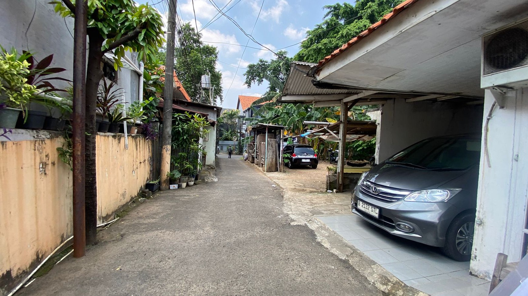 Rumah Hitung Tanah Area Cipete