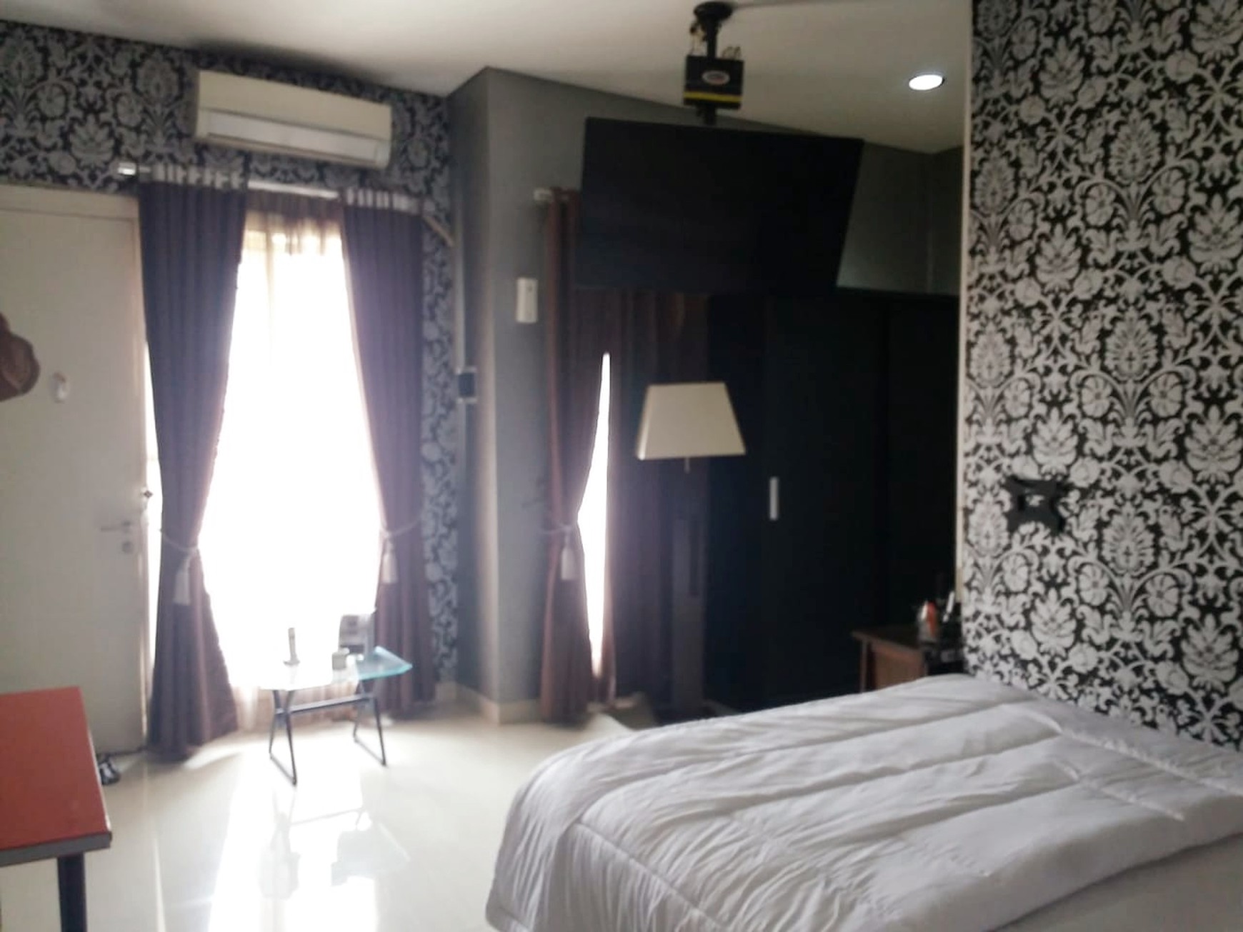Dijual Rumah 2 Lantai Villa Melati Mas Residence, Modern Minimalis, Bebas Banjir