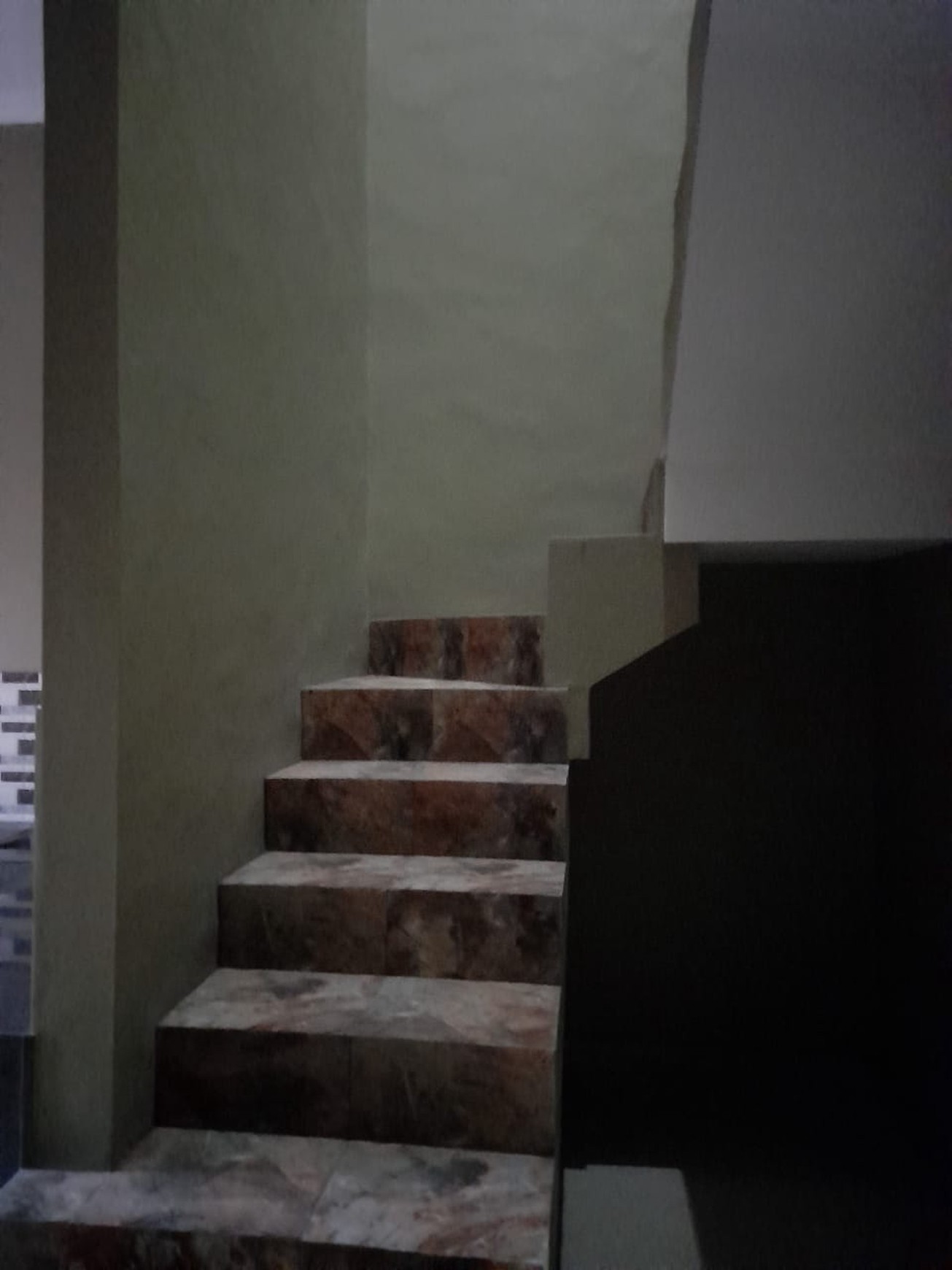 RUMAH MINIMALIS SIAP HUNI DALAM PERUMAHAN PANGGUNGHARJO RESIDENCE