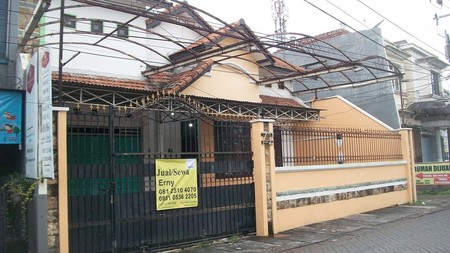 Rumah di Kutisari Selatan, Nol Jalan, bisa untuk rumah tinggal / usaha !!!