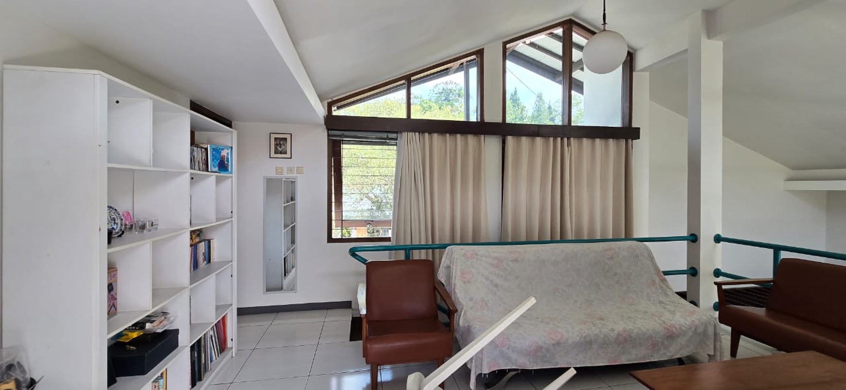 Rumah Lux Siap Huni di Bandung Utara, Budisari