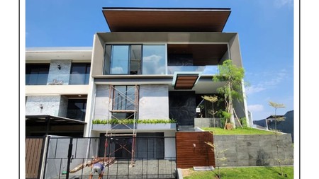 Dijual Rumah Baru Golf View di Bukit Golf Internasional Citraland Surabaya Barat