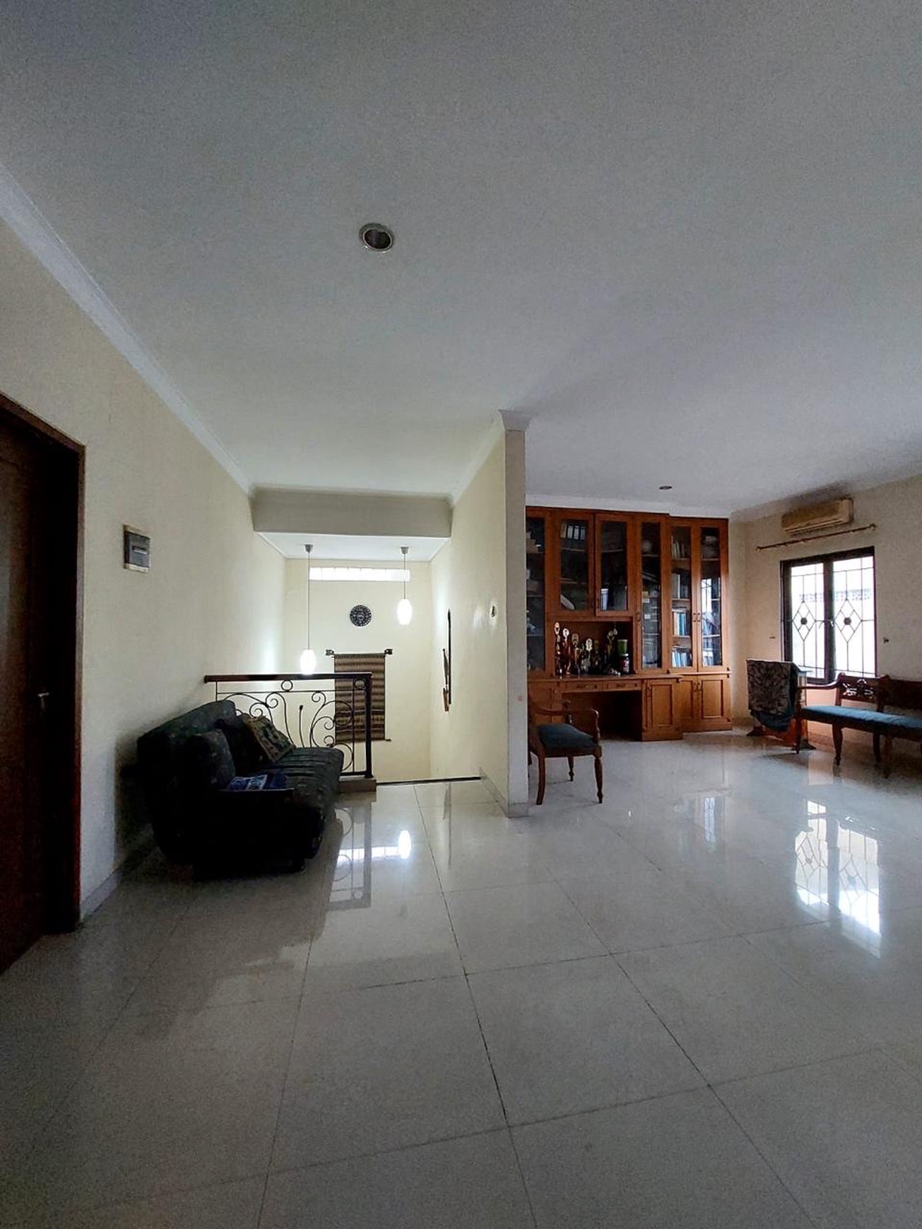 Ingin memiliki hunian nyaman di BSD City? Rumah di Komplek Griyaloka  BSD