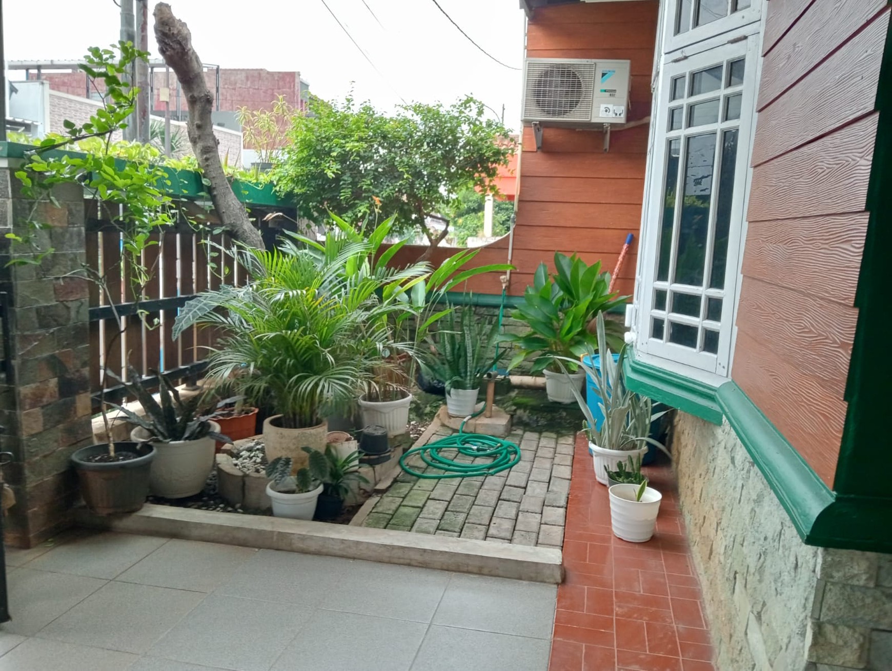 DI JUAL CEPAT, RUMAH BAGUS, SIAP HUNI, BEBAS BANJIR, BISA KPR