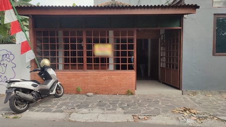 Ruang Usaha Strategis Dekat Jalan Laksda Adisucipto Caturtunggal Depok Sleman