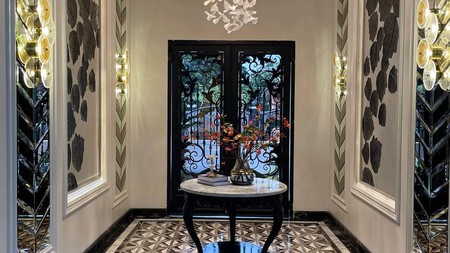 Rumah design klasik & Mewah perumahan Citra Grand Cibubur