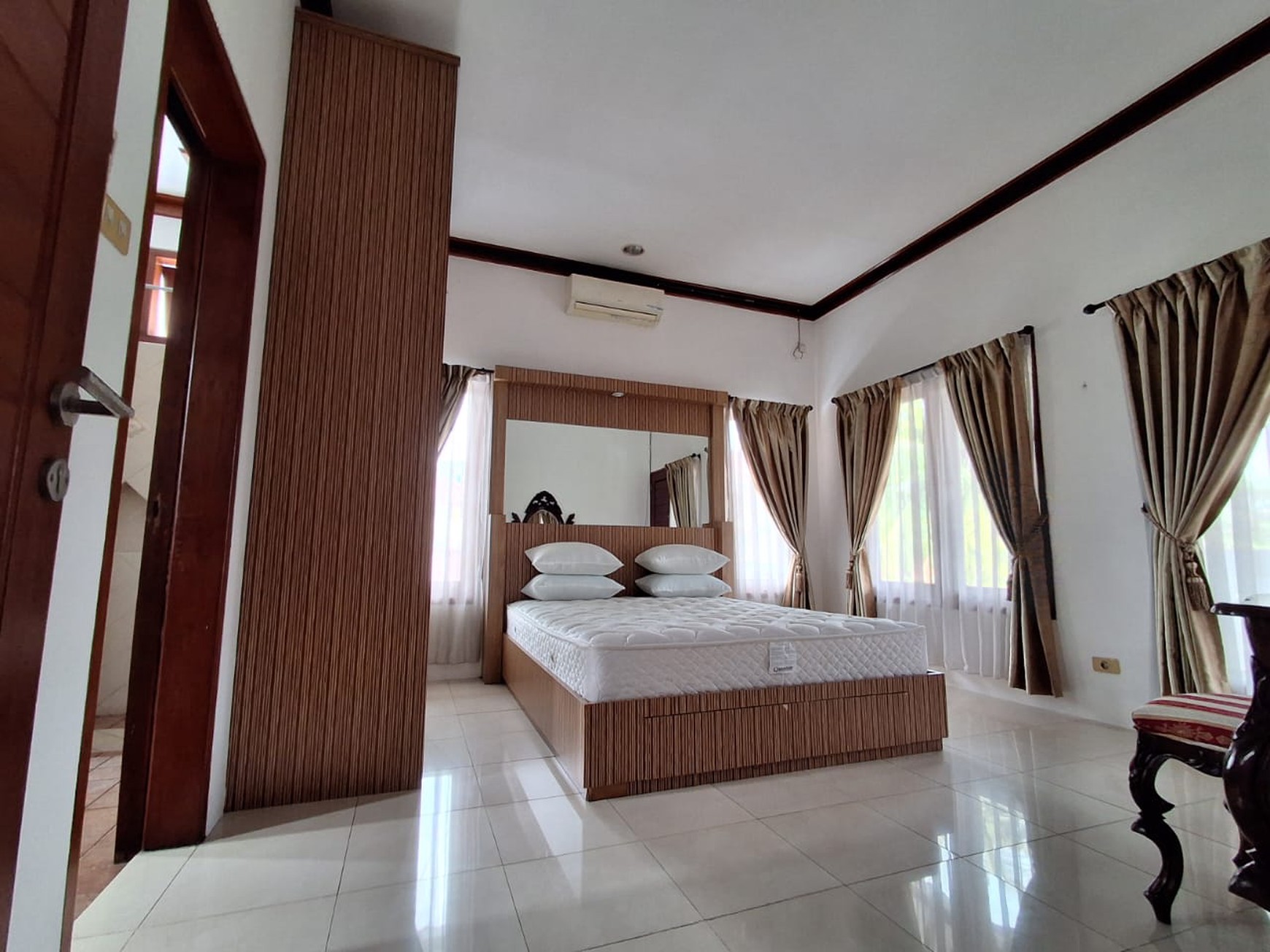 Disewa Rumah Full Furnished Jln Andara Ujang - Pd Labu