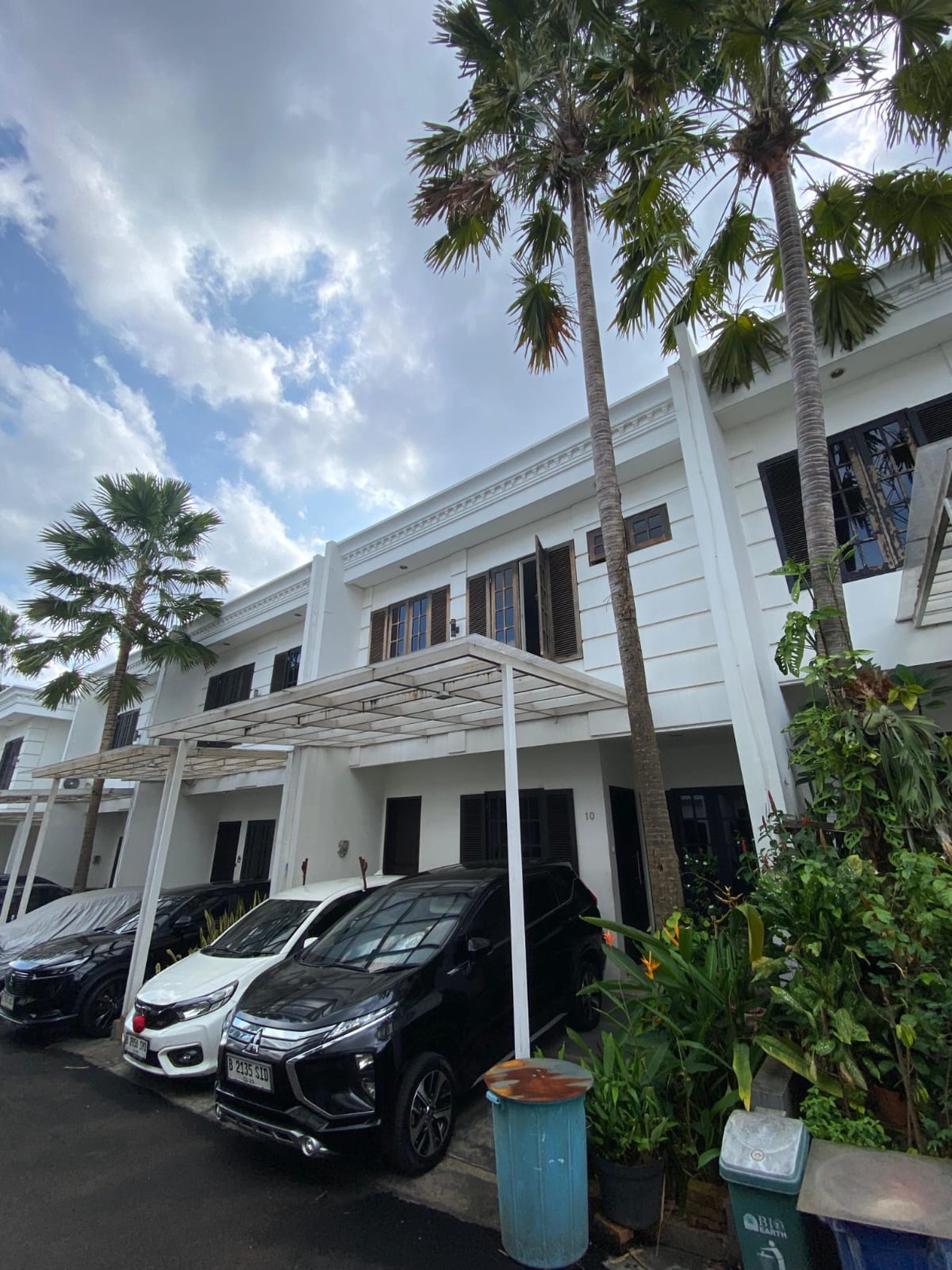 Jual Cepat Rumah di dalam Komplek Cluster one gate System Security 24 jam