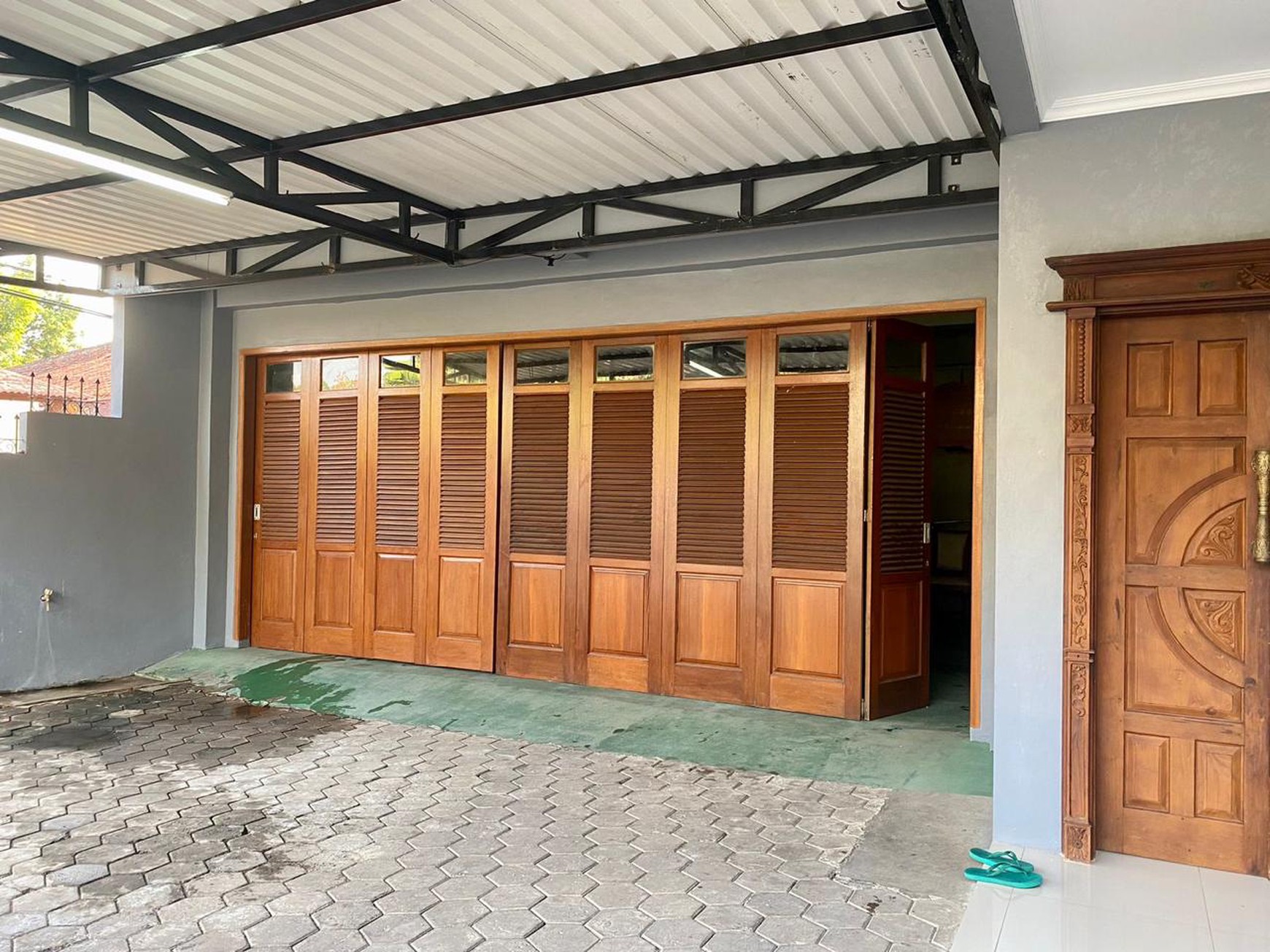 Rumah Strategis di Pd Labu, tenang. Strategis, murah
