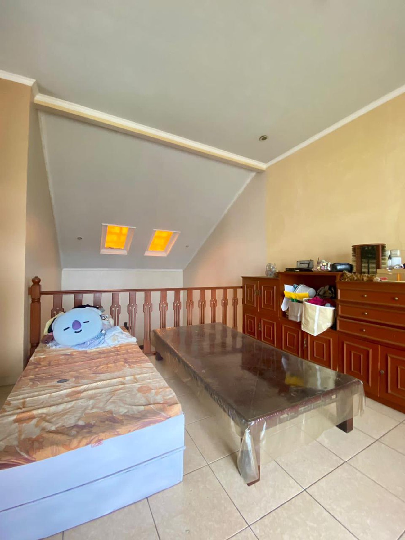 Rumah Strategis di Pd Labu, tenang. Strategis, murah