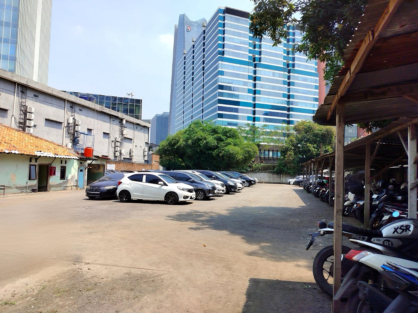 Dijual Kavling Commercial Siap Bangun Di Lokasi Bisnis Strategis di Mega Kuningan - Jakarta Selatan.
