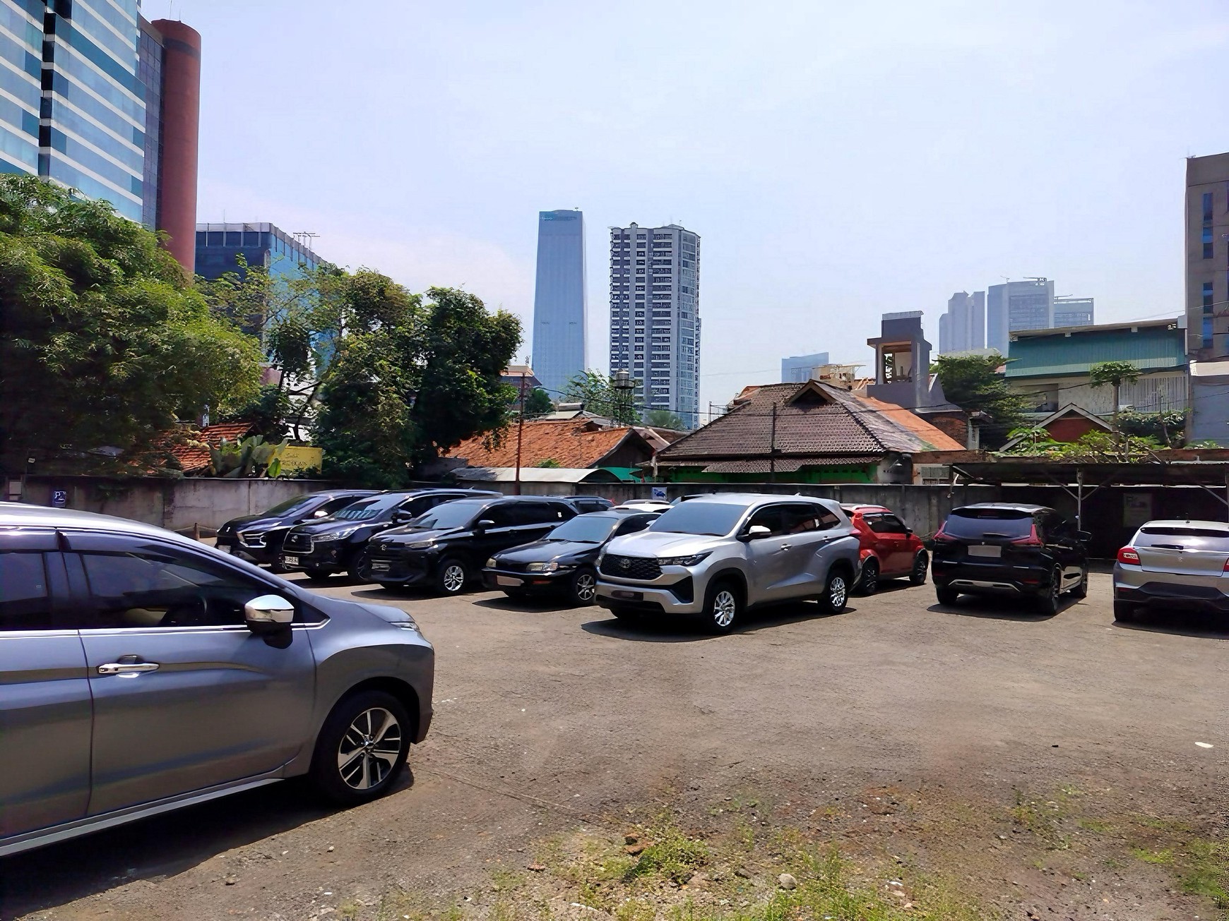 Dijual Kavling Commercial Siap Bangun Di Lokasi Bisnis Strategis di Mega Kuningan - Jakarta Selatan.