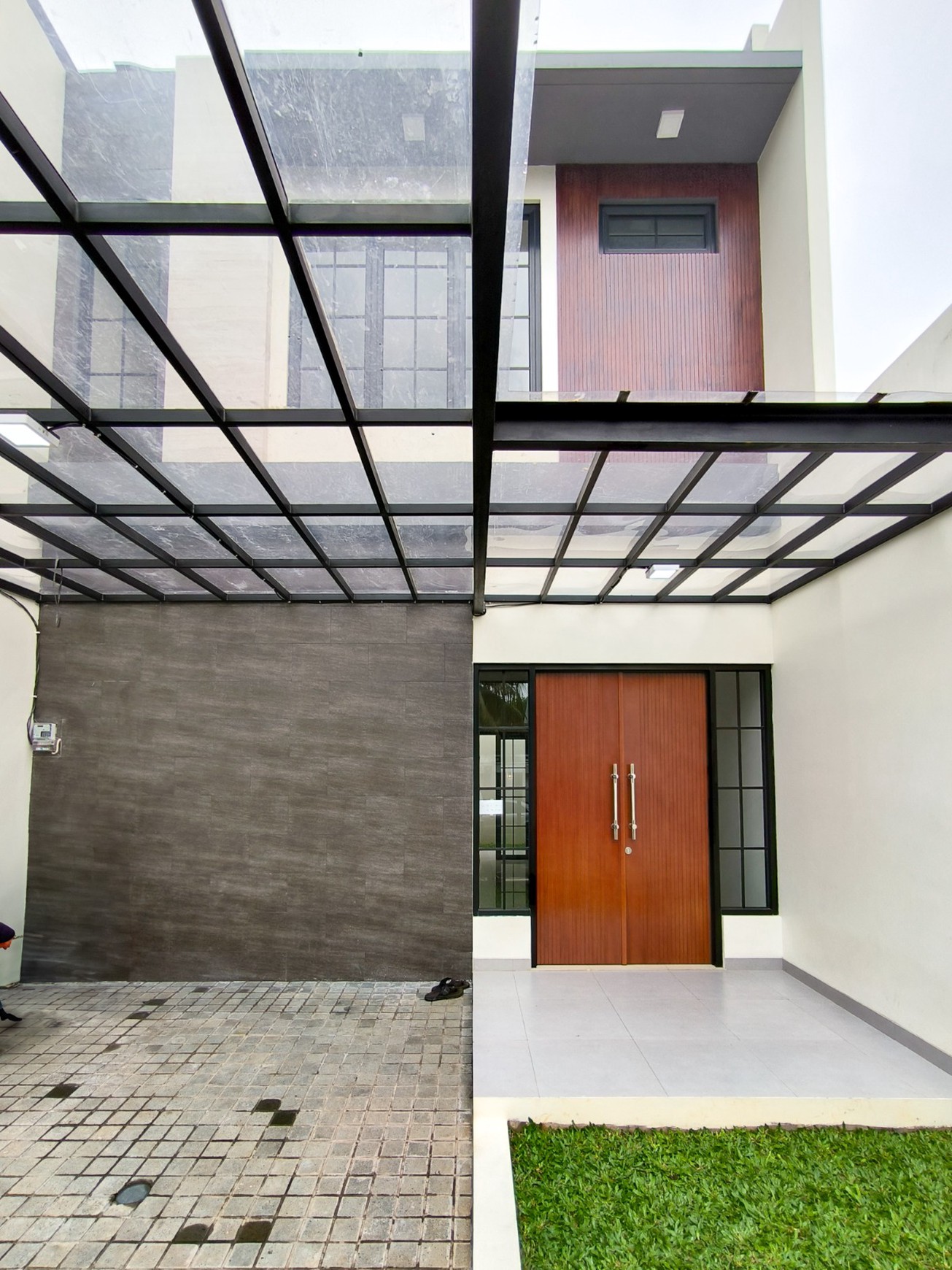 Rumah Bagus Siap Huni Asri di Graha Bunga, Graha Bintaro, Tangerang Selatan