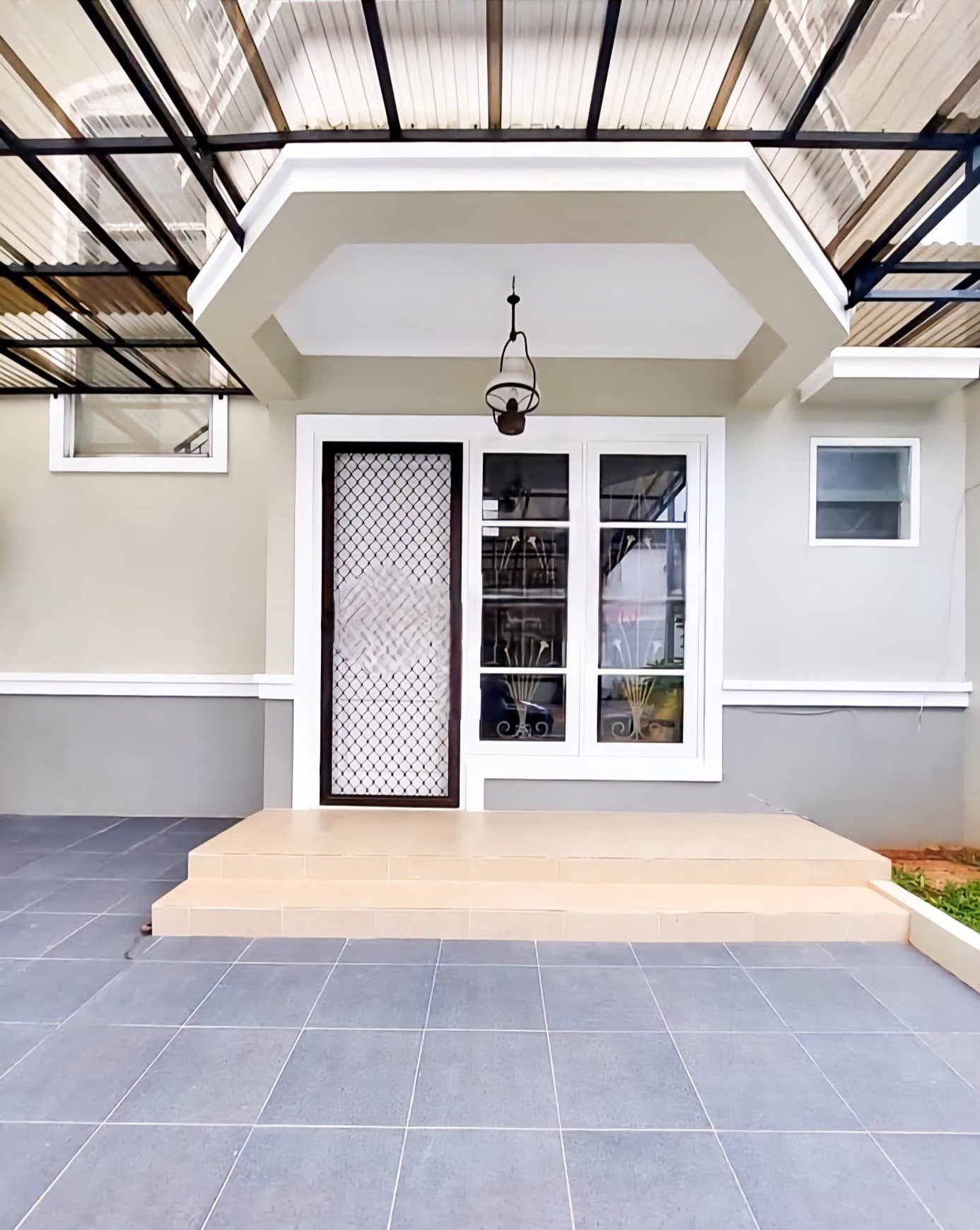 Rumah 2 Lantai Siap Huni di Delatinos BSD Dekat Tol