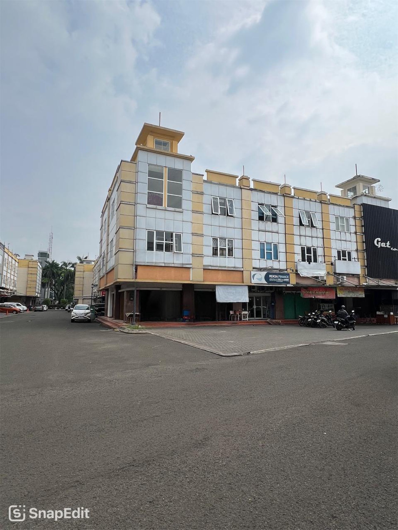 Ruko Gandeng di BSD City Dekat Sekolah, Perumahan dan Akses Tol