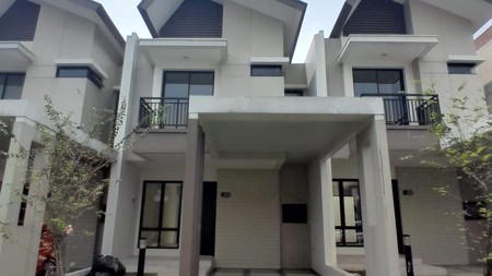 Rumah Cantik 2 Lantai di Podomoro River View SHM On Hand Dekat Pintu Tol Cimanggis