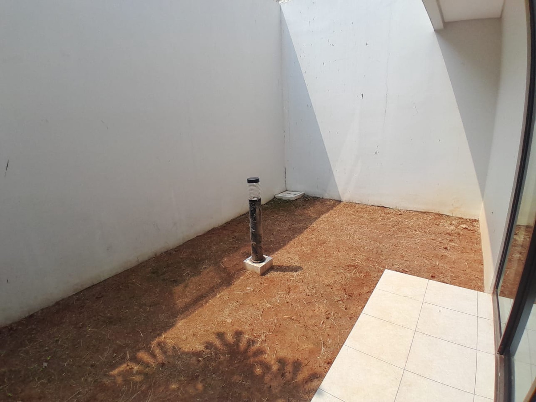 Turun Harga Rumah Cantik 2 Lantai di Podomoro River View SHM On Hand Dekat Pintu Tol Cimanggis