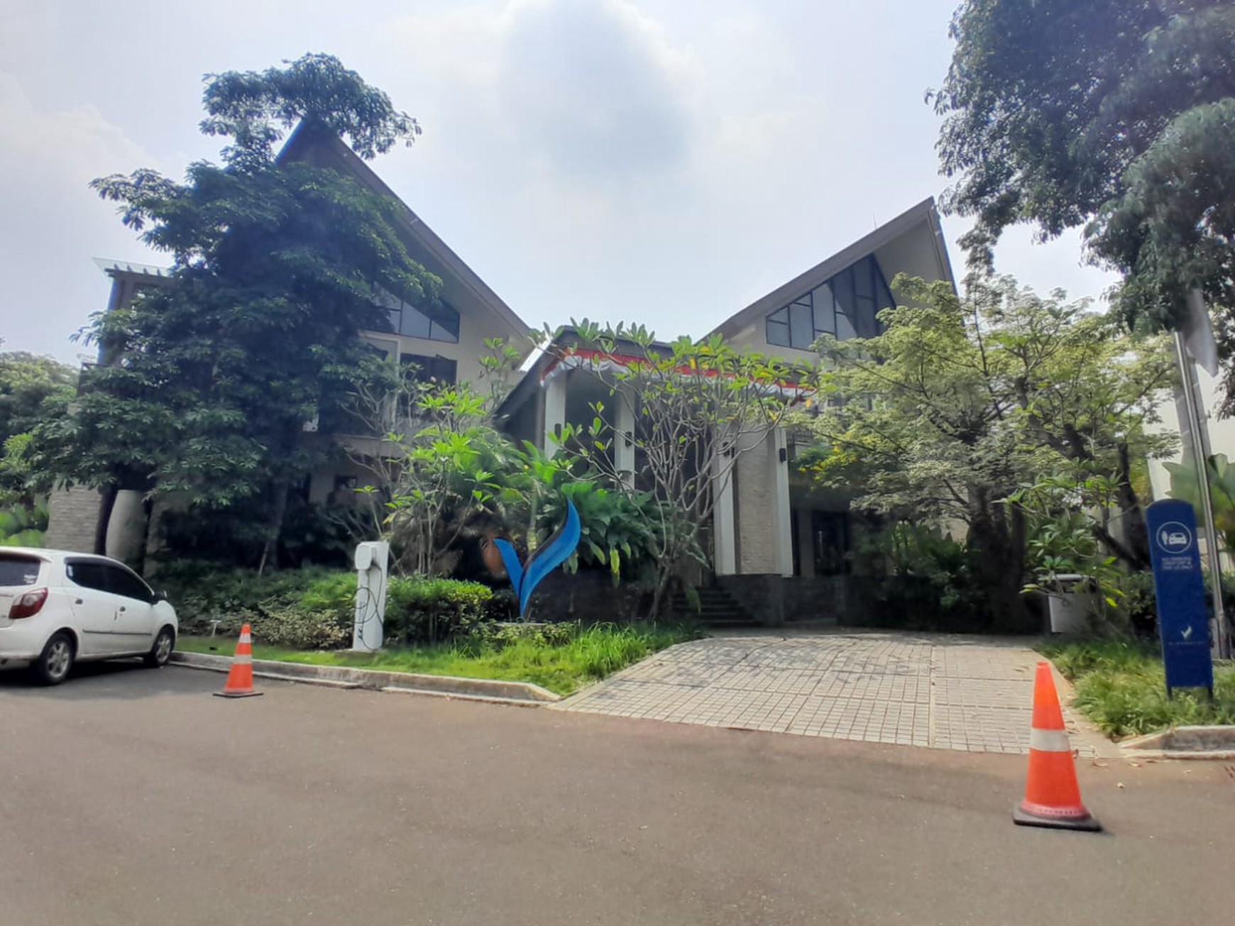 Turun Harga Rumah Cantik 2 Lantai di Podomoro River View SHM On Hand Dekat Pintu Tol Cimanggis