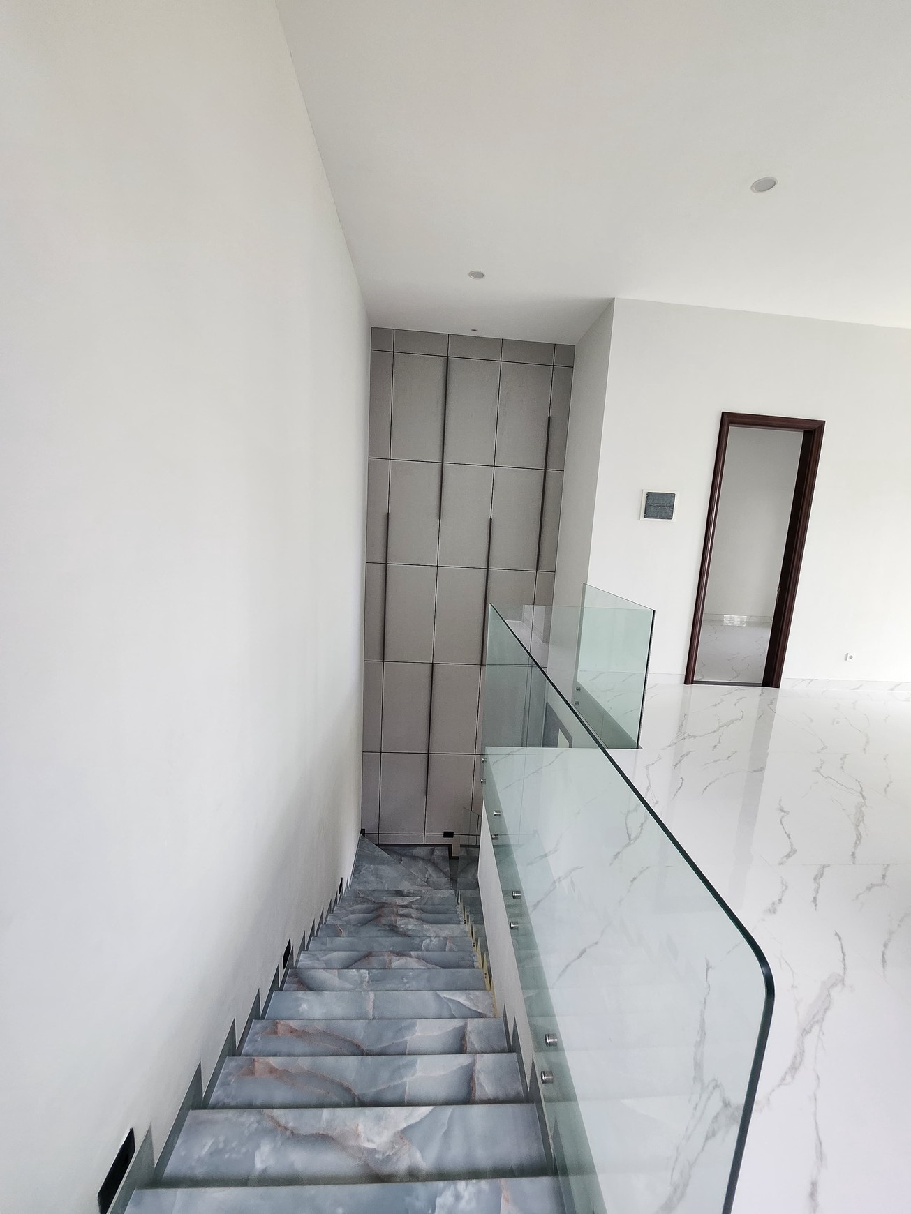 Dijual Rumah Baru Woodland Citraland Surabaya Barat New Premium Desain dekat Graha Family, Dian Istana, Pakuwon Mall, PTC ,Supermall