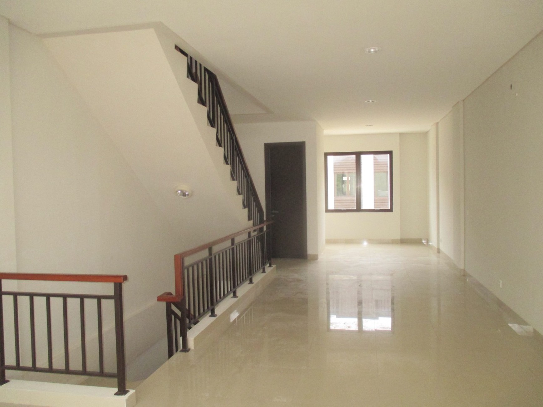Khusus Investor Dijual Ruko West Park Vanya Park BSD City, Double Fasad, 3 Lantai, Hadap Jalan, Row Jalan Lebar