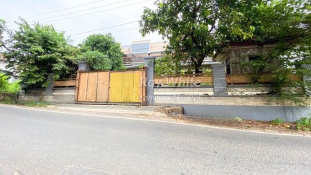 Rumah Klasik 2 Lantai Kedamaian Bandar Lampung
