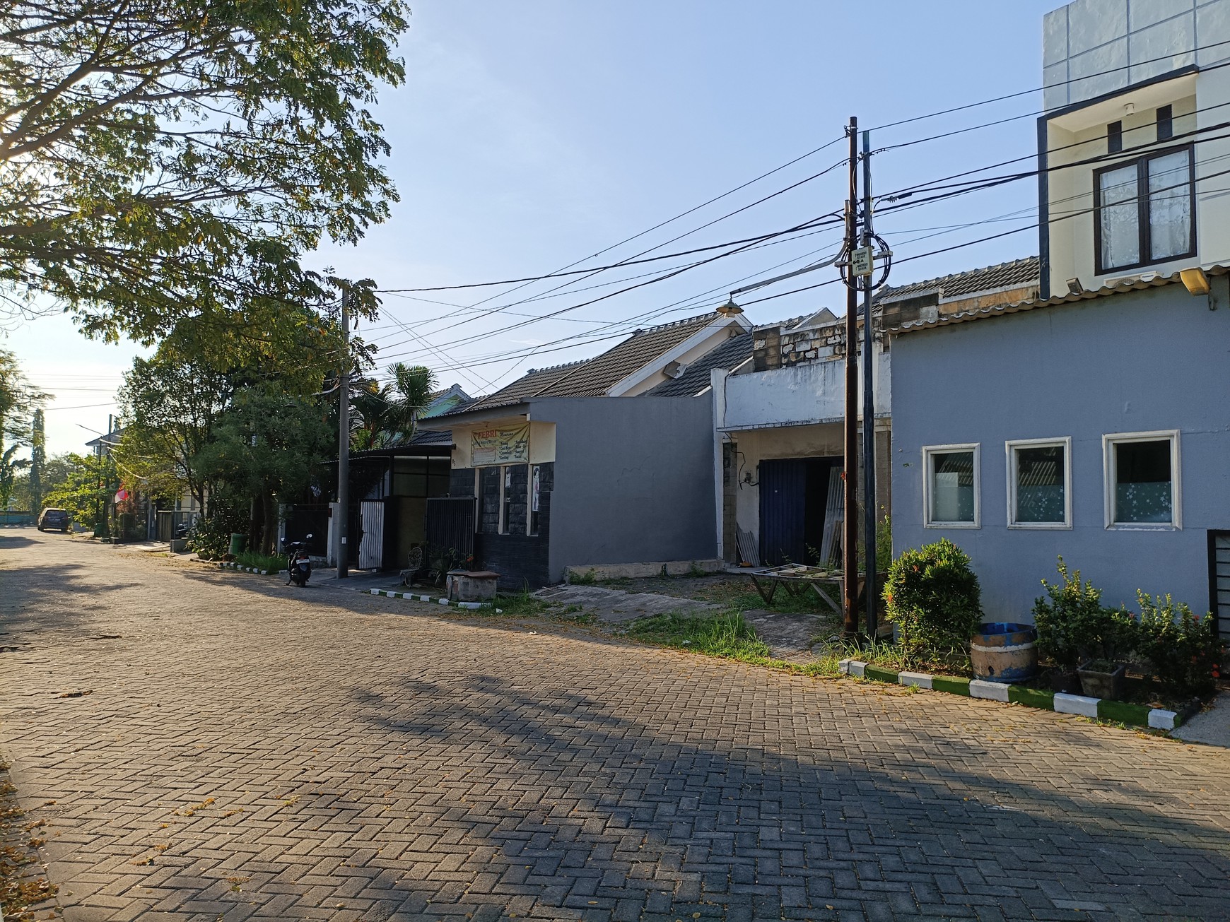 Dijual Rumah 2 Lantai Siap Huni di Gunung Anyar Surabaya Timur
