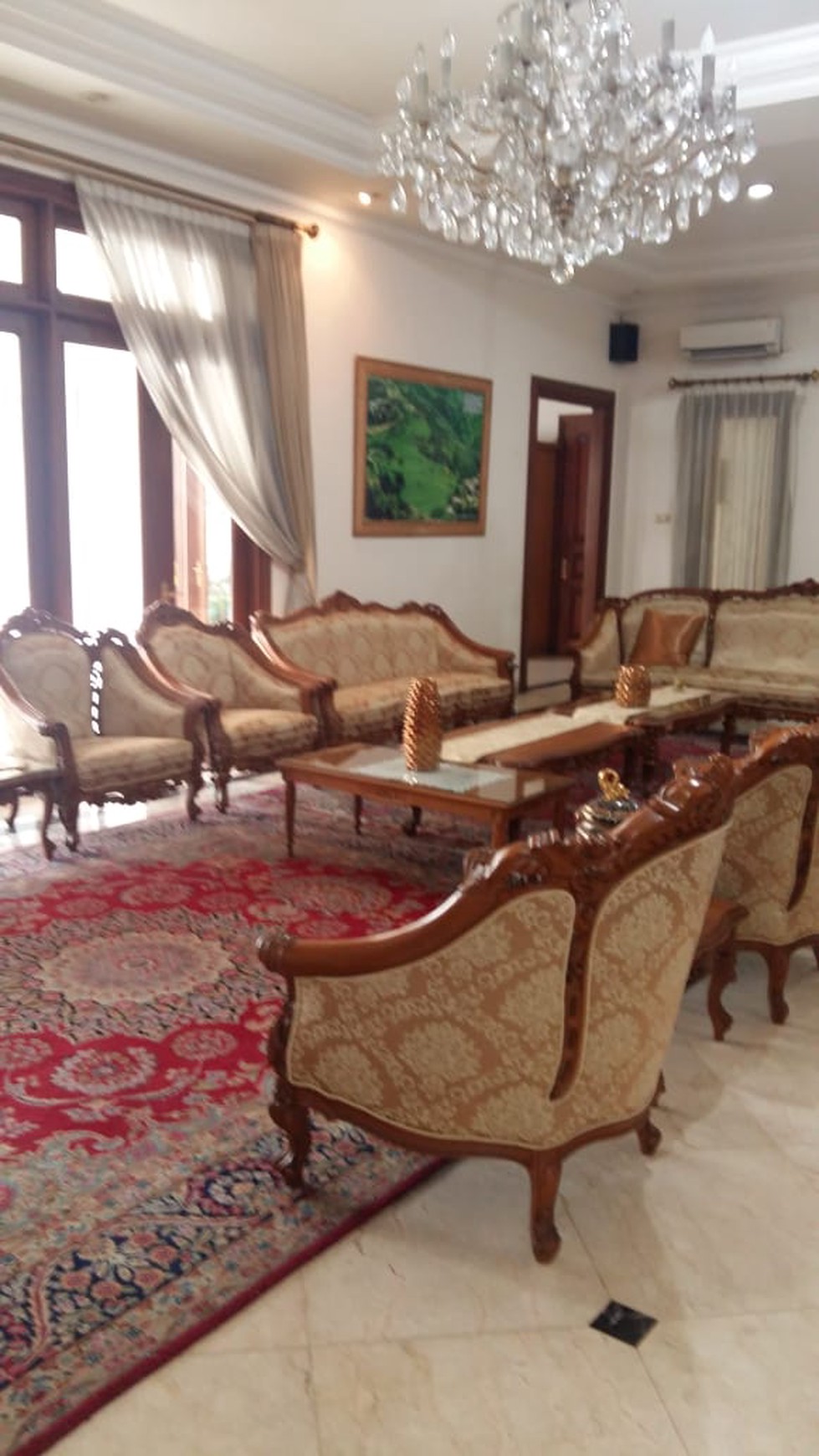 Rumah Bagus Lokasi Asri di Menteng Dijual