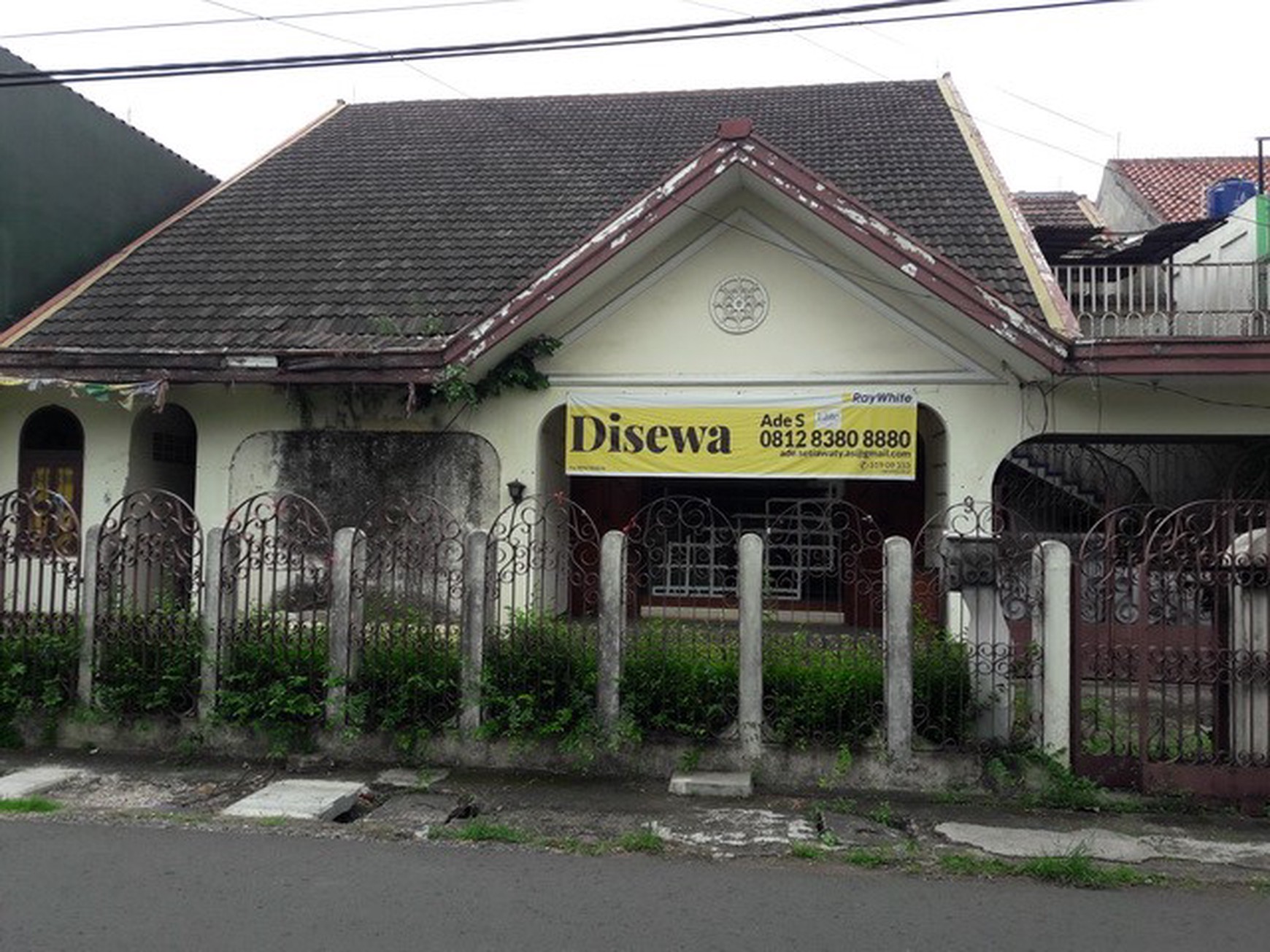 Rumah tua dijual di Guntur Raya