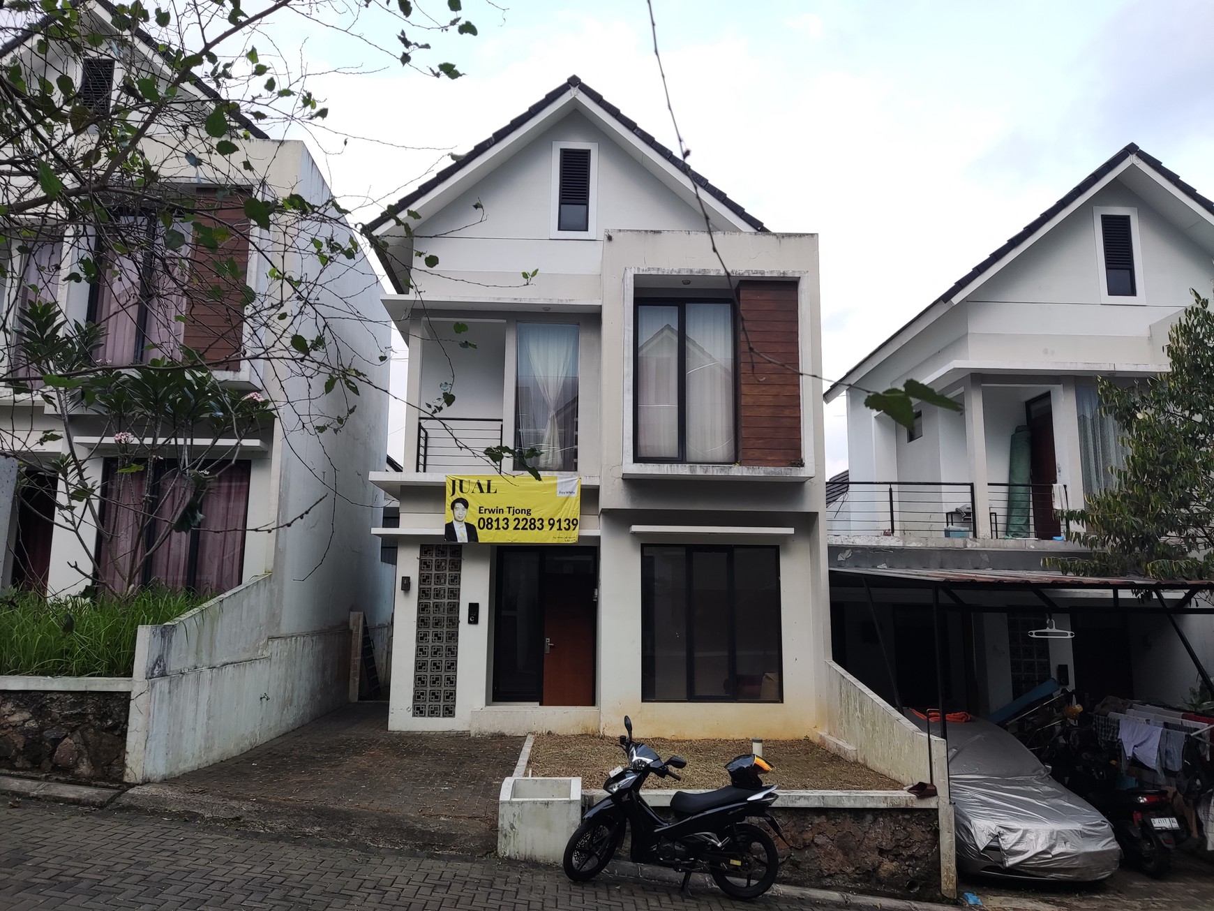 AFFORDABLE! Rumah Cantik 2 Lantai di Bandung City Light, Padasuka, Bandung!