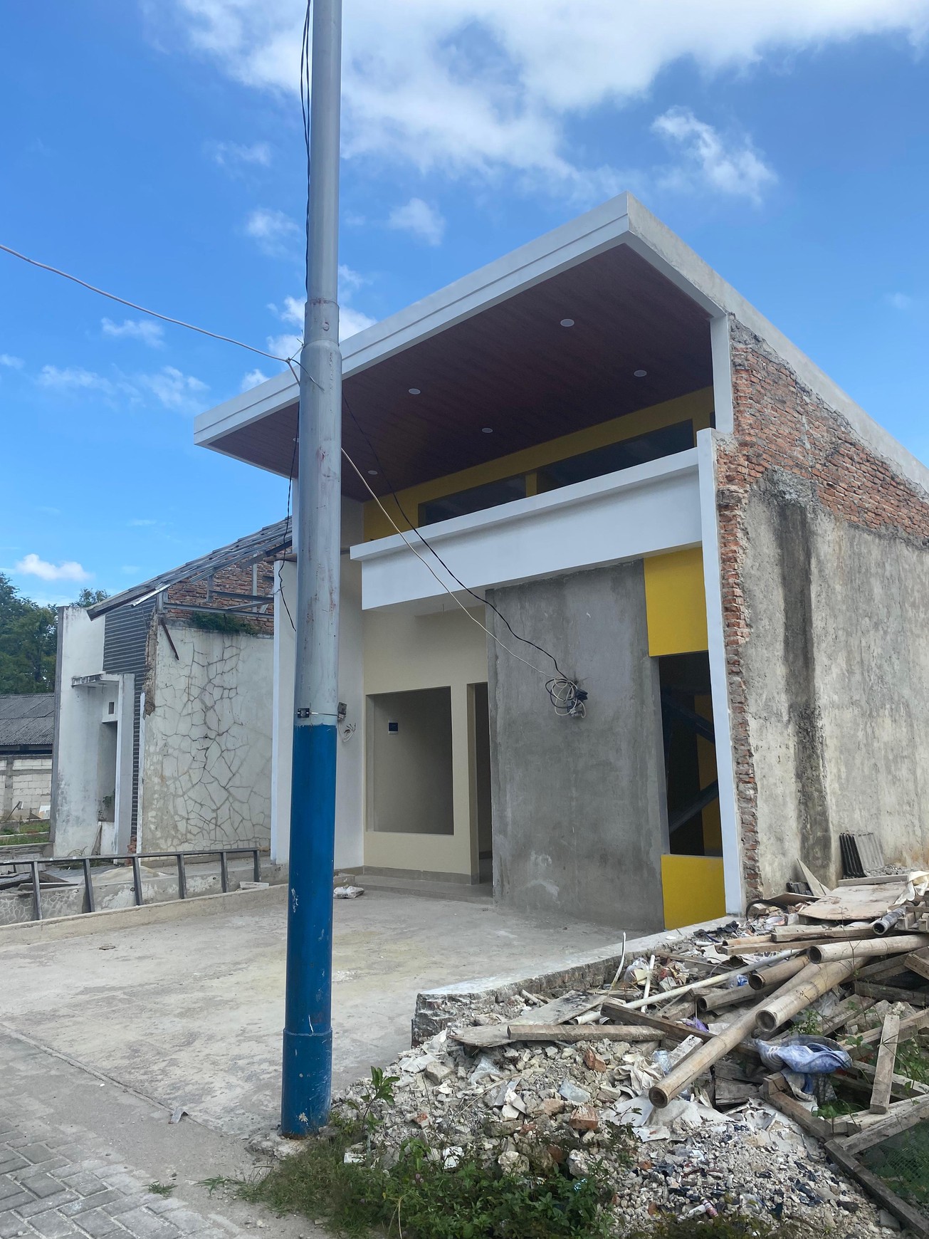 Dijual Tanah Kavling Siap Bangun (KSB) di pinggir jalan raya Cilangkap Jakarta Timur