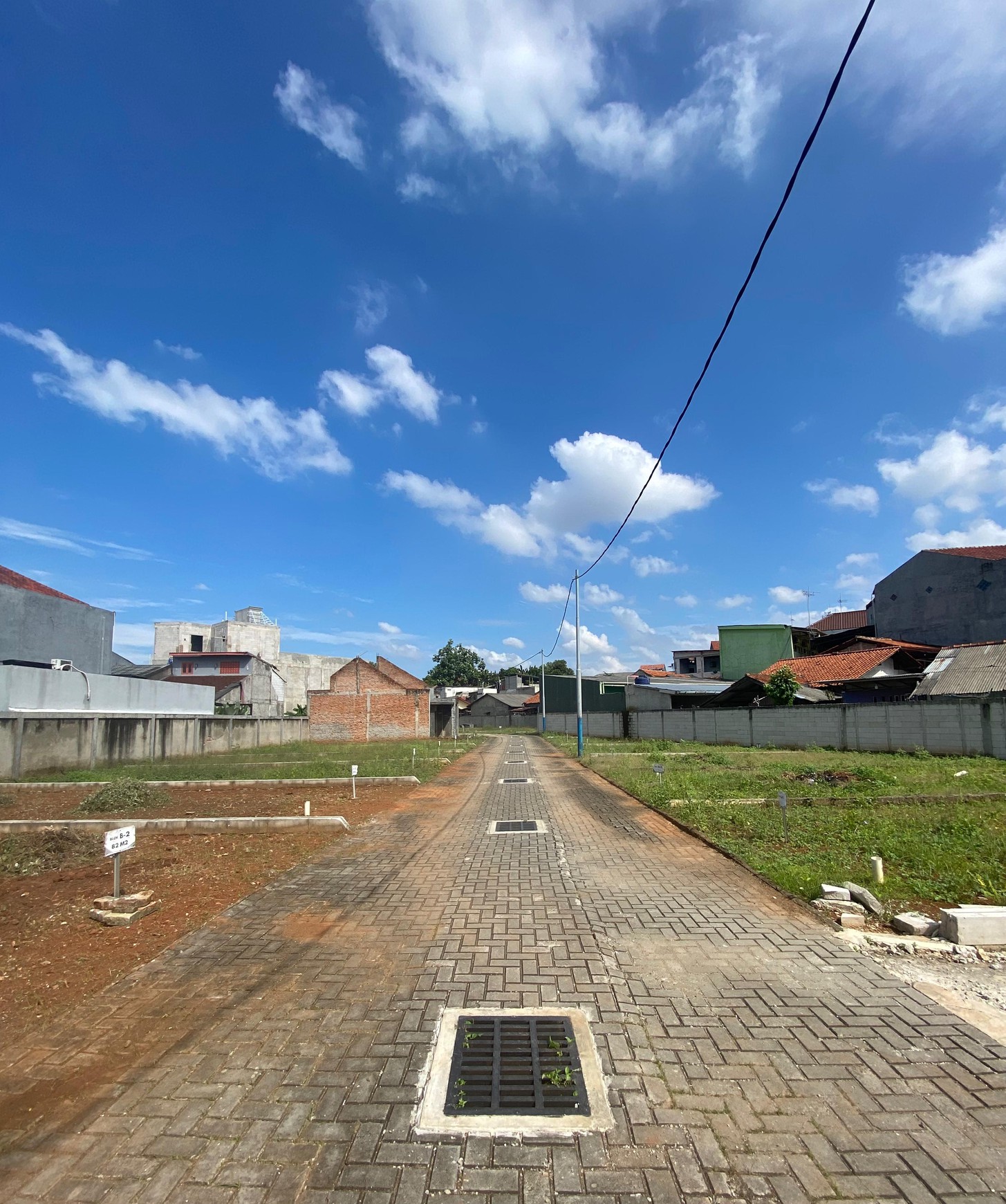 Dijual Tanah Kavling Siap Bangun (KSB) di pinggir jalan raya Cilangkap Jakarta Timur