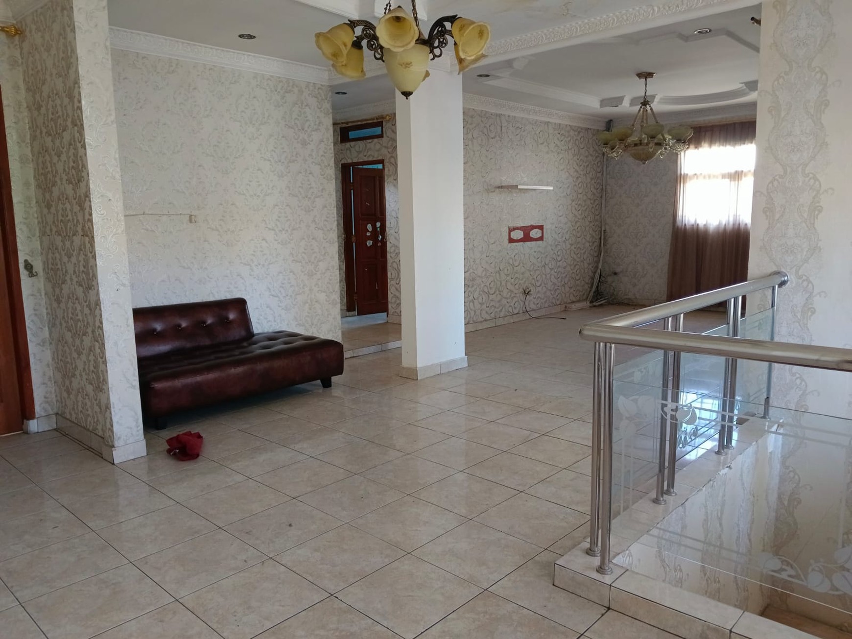 Rumah Komplek Aria Graha soekarno hatta , dekat Rs Al islam, edelweiss , Kcic gedebage