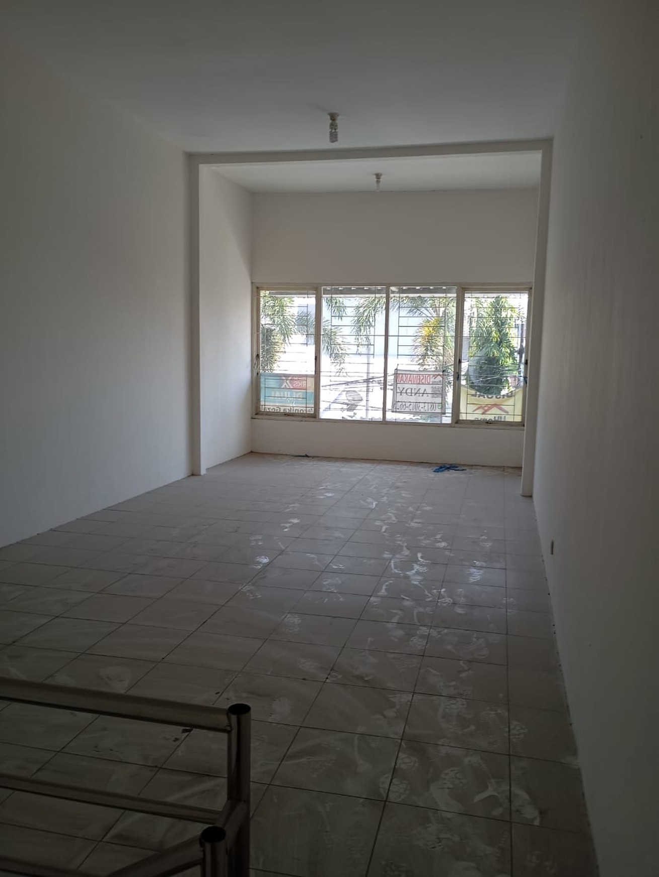 Murah Dijual Ruko Evergreen Merr Boulevard - Raya Pandugo Dekat Ir. Soekarno - Row Jalan Lebar - Parkiran Luas