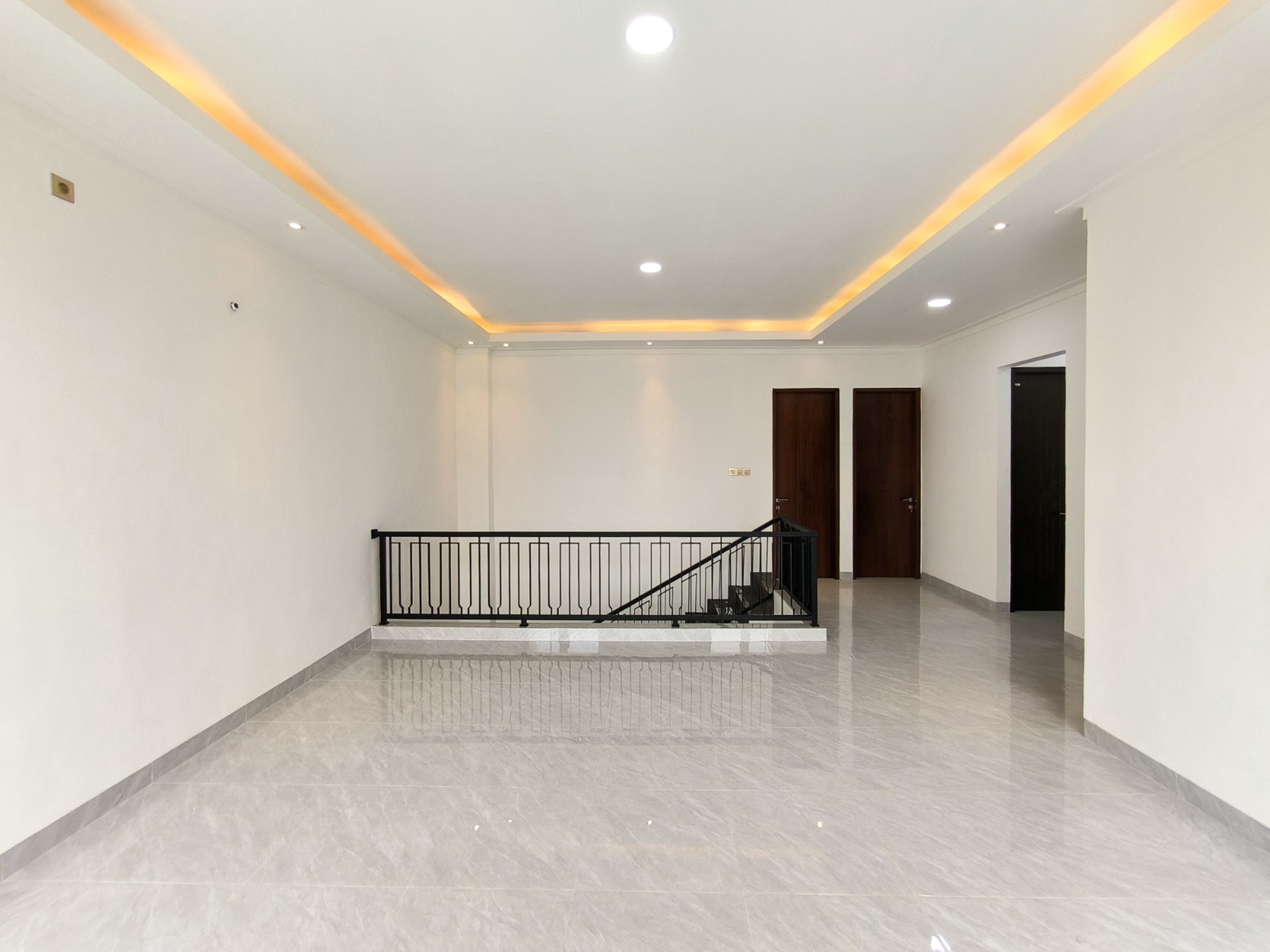Rumah Bagus Terawat Siap Huni Asri di Graha Bintaro, Bintaro Jaya, Tangerang Selatan