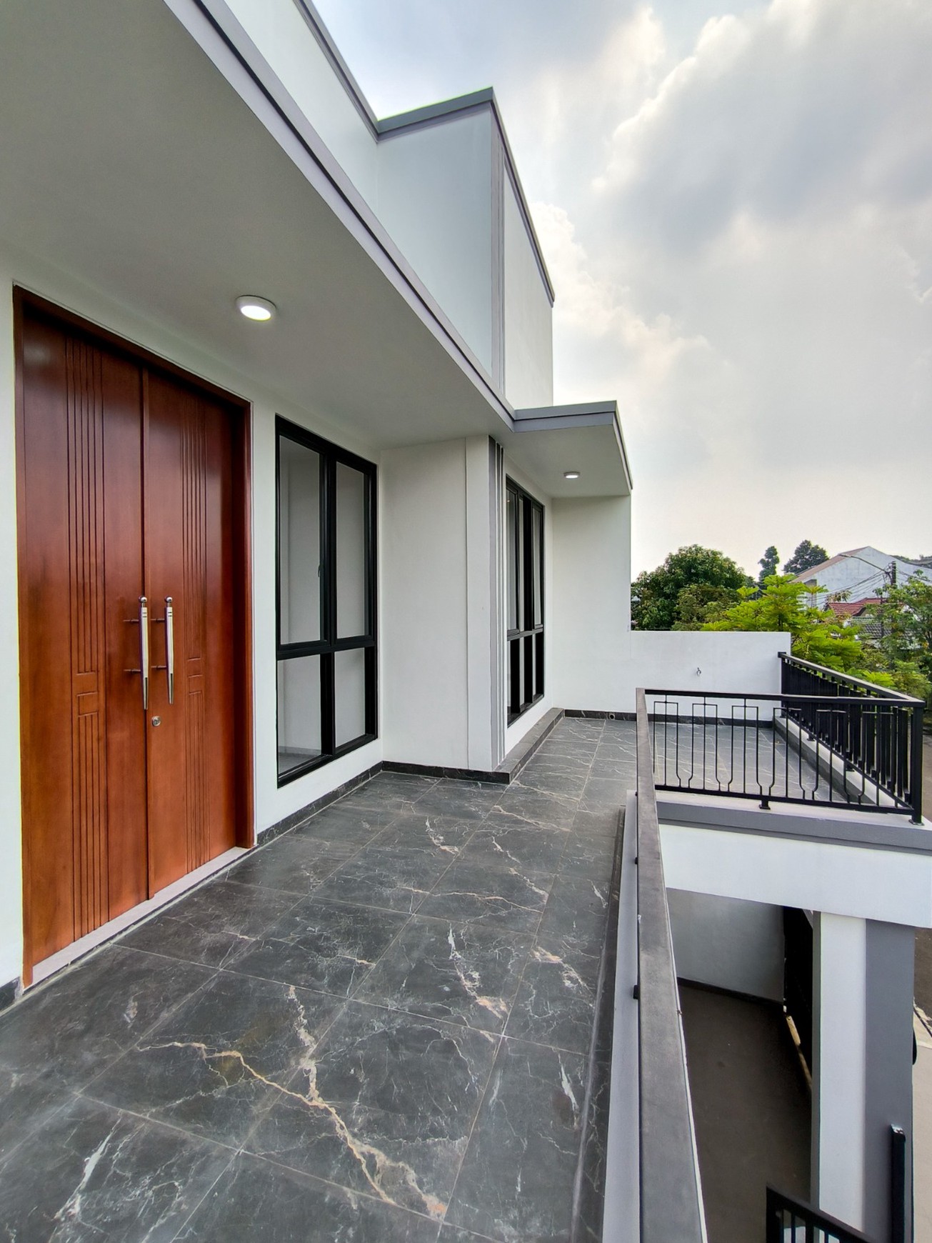 Rumah Bagus Terawat Siap Huni Asri di Graha Bintaro, Bintaro Jaya, Tangerang Selatan