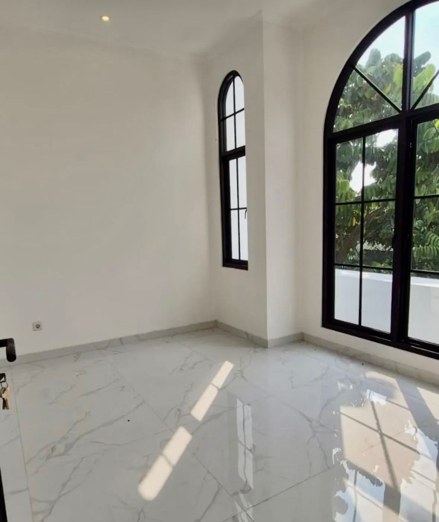 Brand New!! Rumah Siap Huni Nyaman dan Asri di @Sektor 9, Bintaro