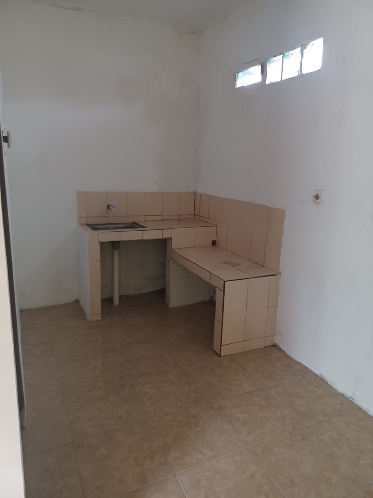 Kontrakan Rumah Petak ada 8 Unit di @Ciomas, Bogor