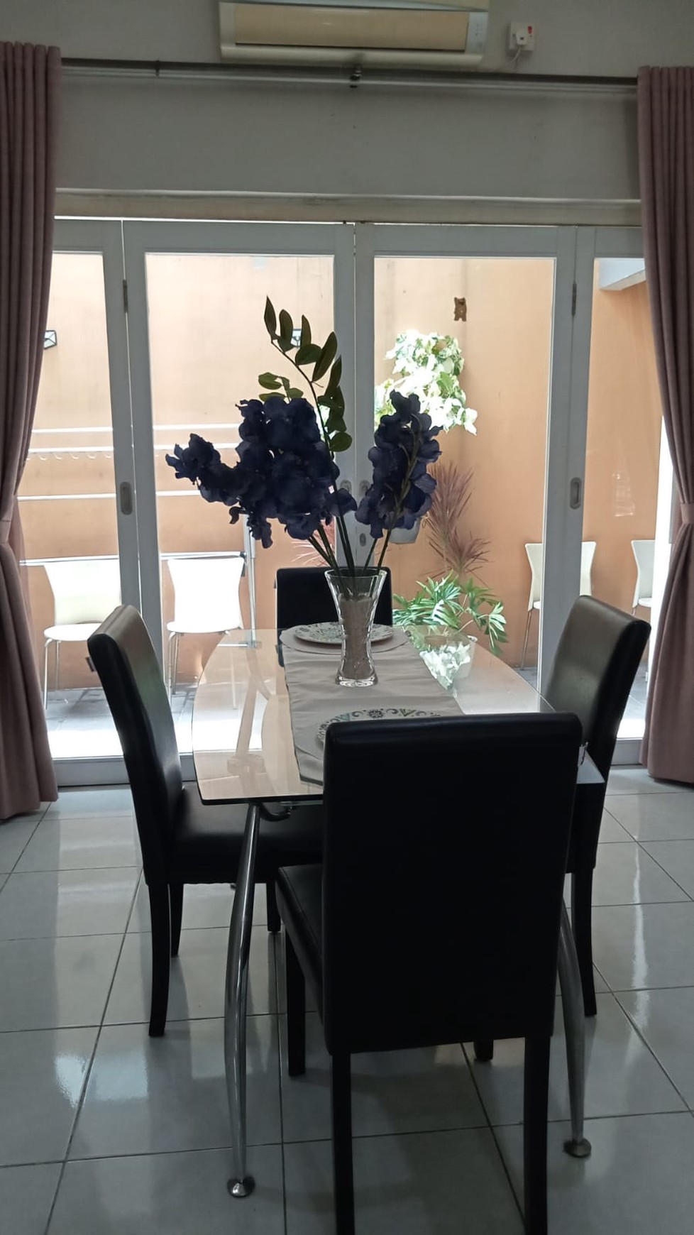 Rumah di Bintaro Siap Huni Full Furnished KT 3+1 KM 2+1 Lokasi Strategis