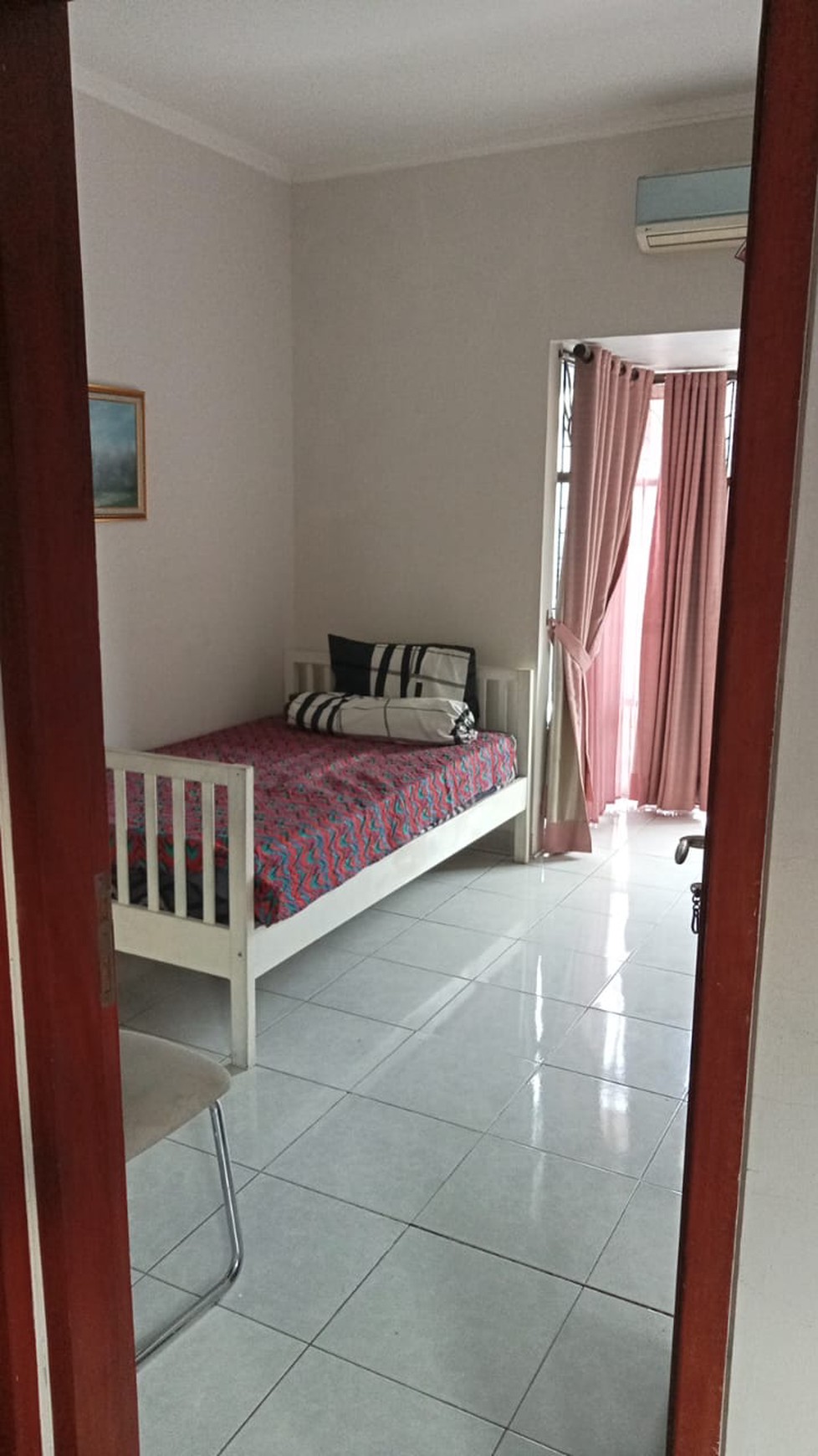 Rumah di Bintaro Siap Huni Full Furnished KT 3+1 KM 2+1 Lokasi Strategis