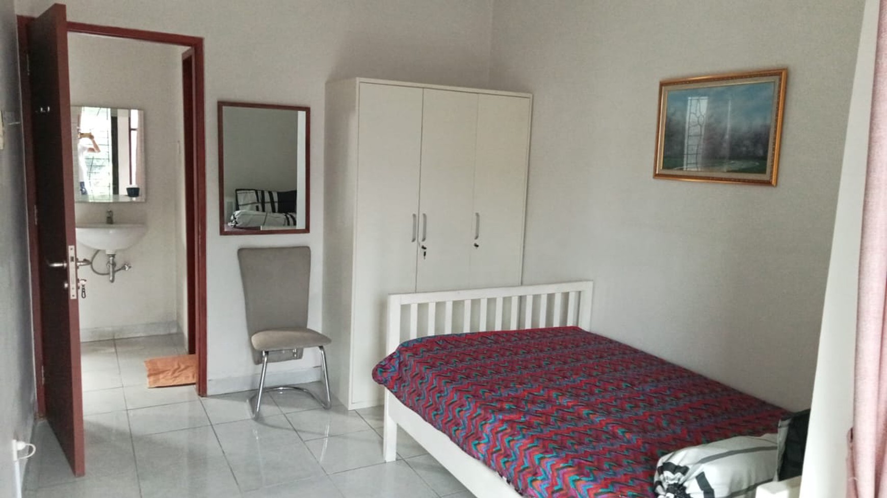 Rumah di Bintaro Siap Huni Full Furnished KT 3+1 KM 2+1 Lokasi Strategis