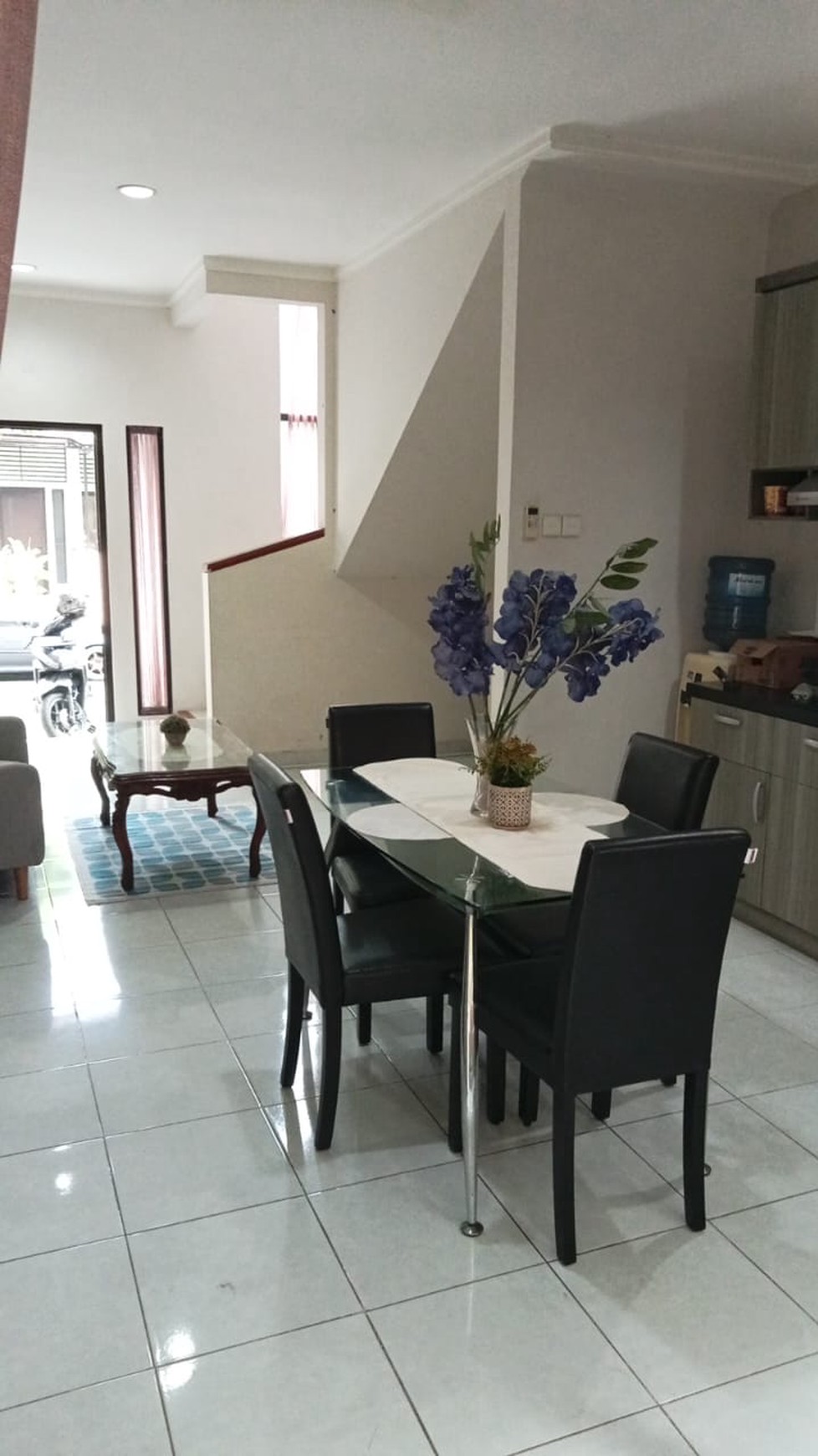Rumah di Bintaro Siap Huni Full Furnished KT 3+1 KM 2+1 Lokasi Strategis