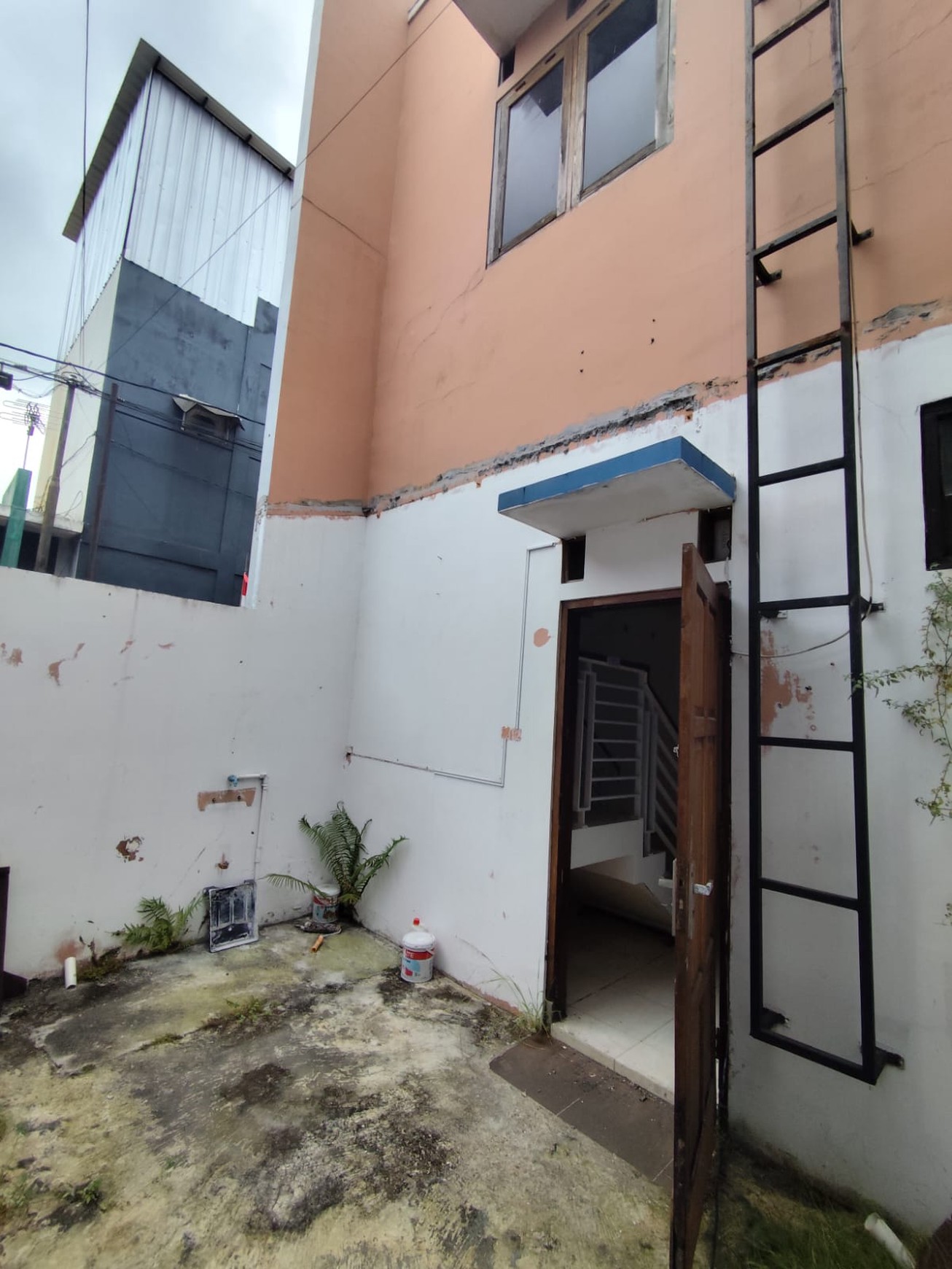 Ruko Strategis Cocok Untuk Usaha/Klinik/Kantor Di Jl Anggajaya Depok Sleman