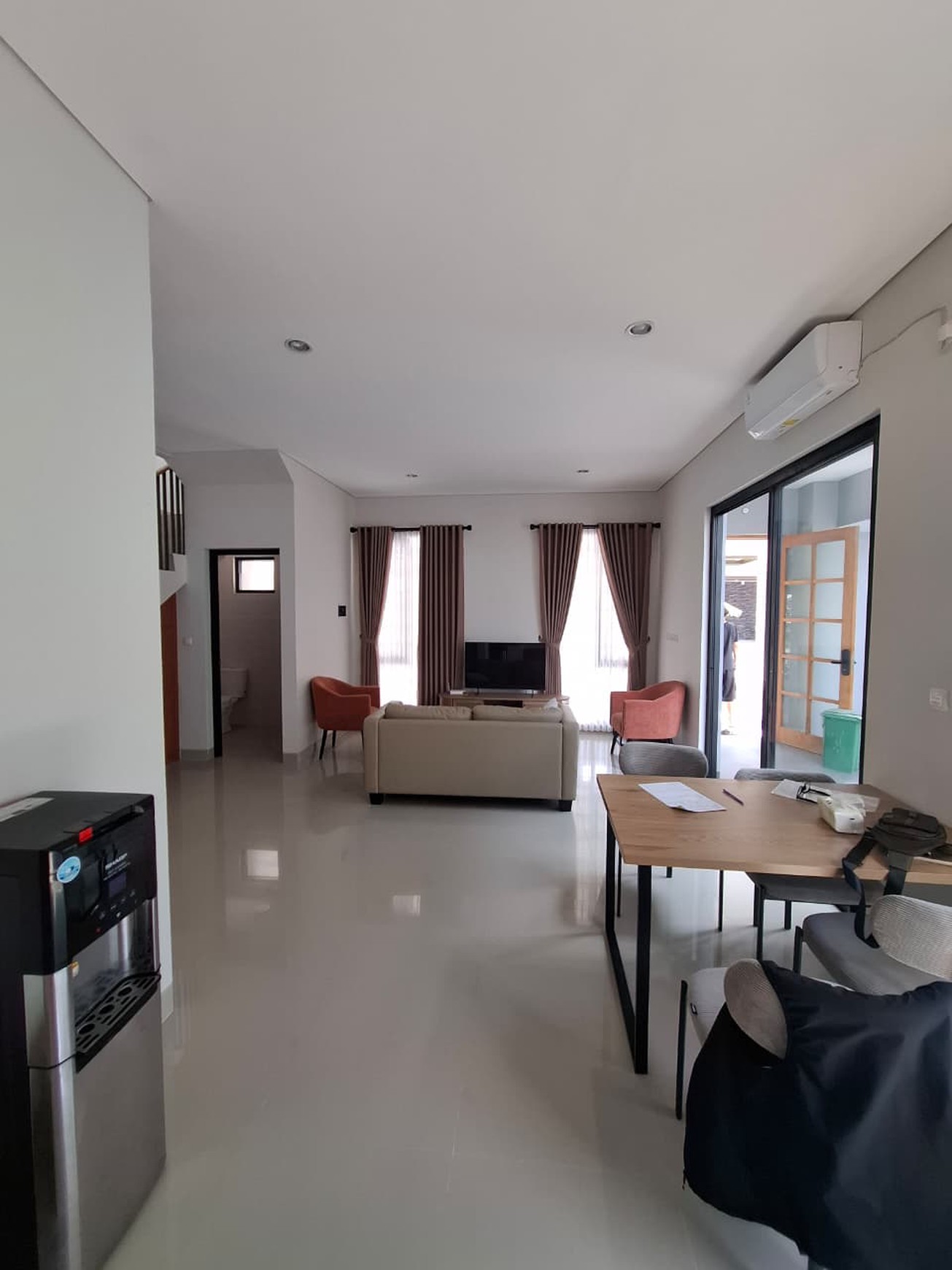 Disewakan Rumah Furnish Dalam Perum Villa Regency Jalan Plagan Donoharjo Ngaglik Sleman