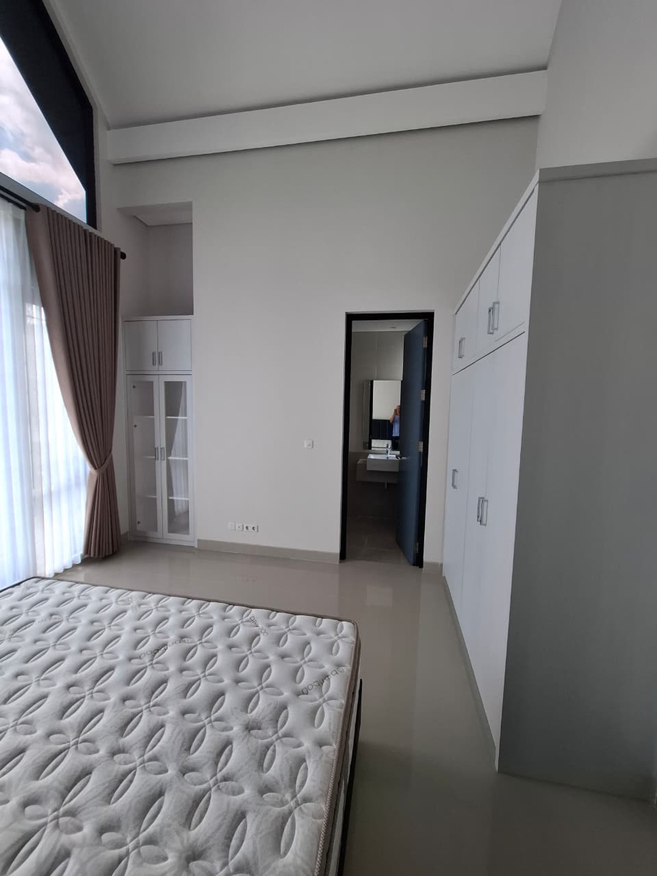 Disewakan Rumah Furnish Dalam Perum Villa Regency Jalan Plagan Donoharjo Ngaglik Sleman
