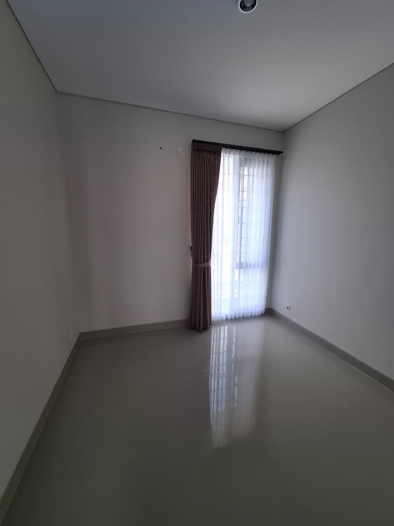 Disewakan Rumah Furnish Dalam Perum Villa Regency Jalan Plagan Donoharjo Ngaglik Sleman